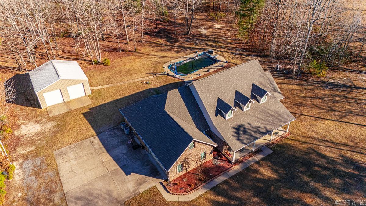 MAPLE CREEK FARMS - Residential