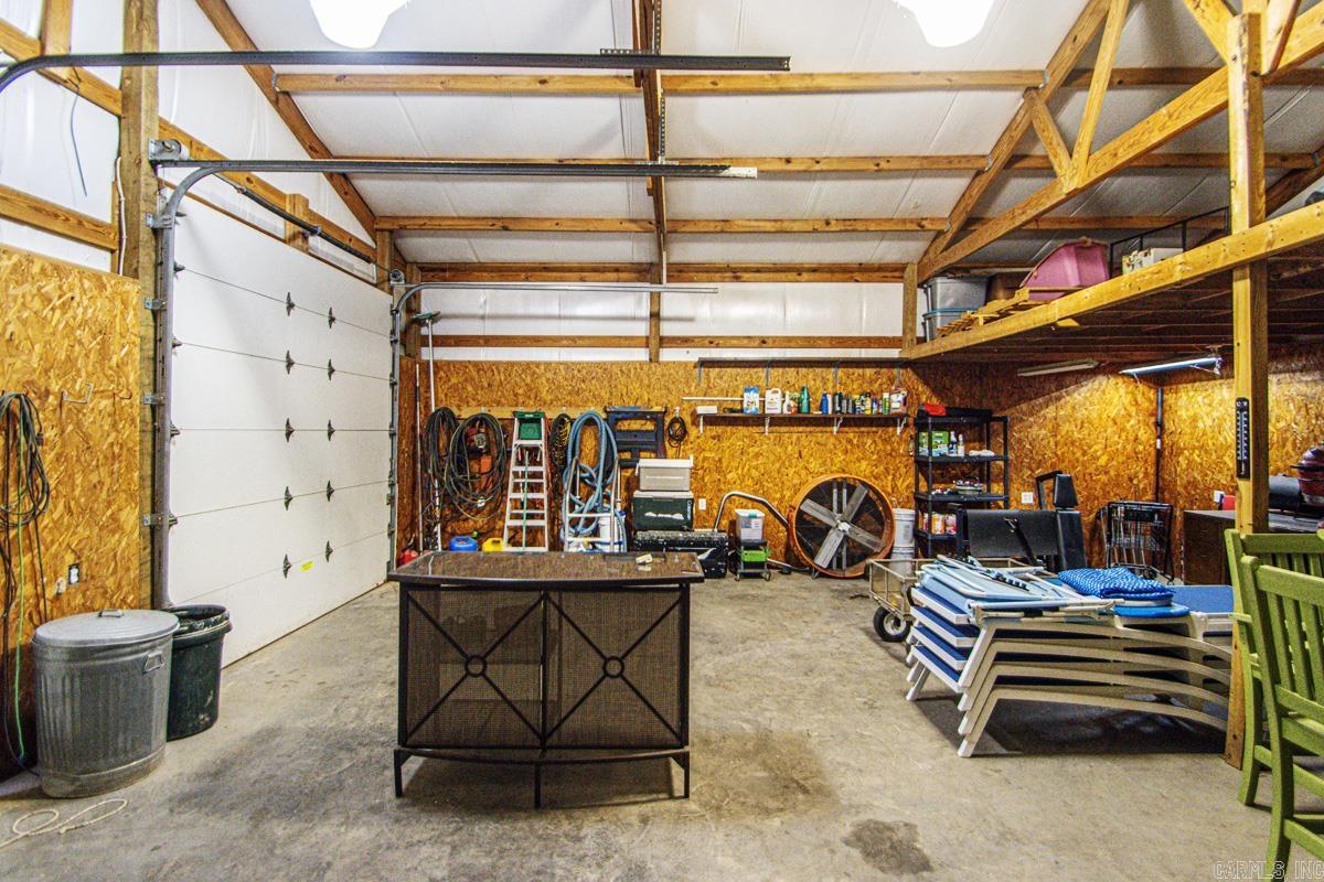 MAPLE CREEK FARMS - Residential