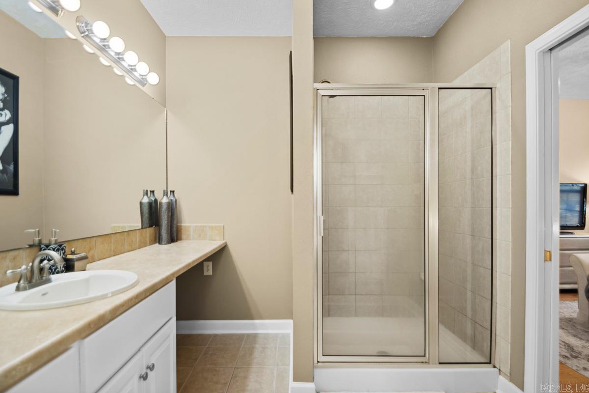 MAPLE CREEK FARMS - Residential