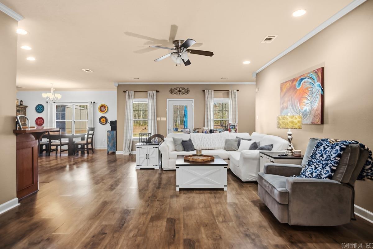 MAPLE CREEK FARMS - Residential