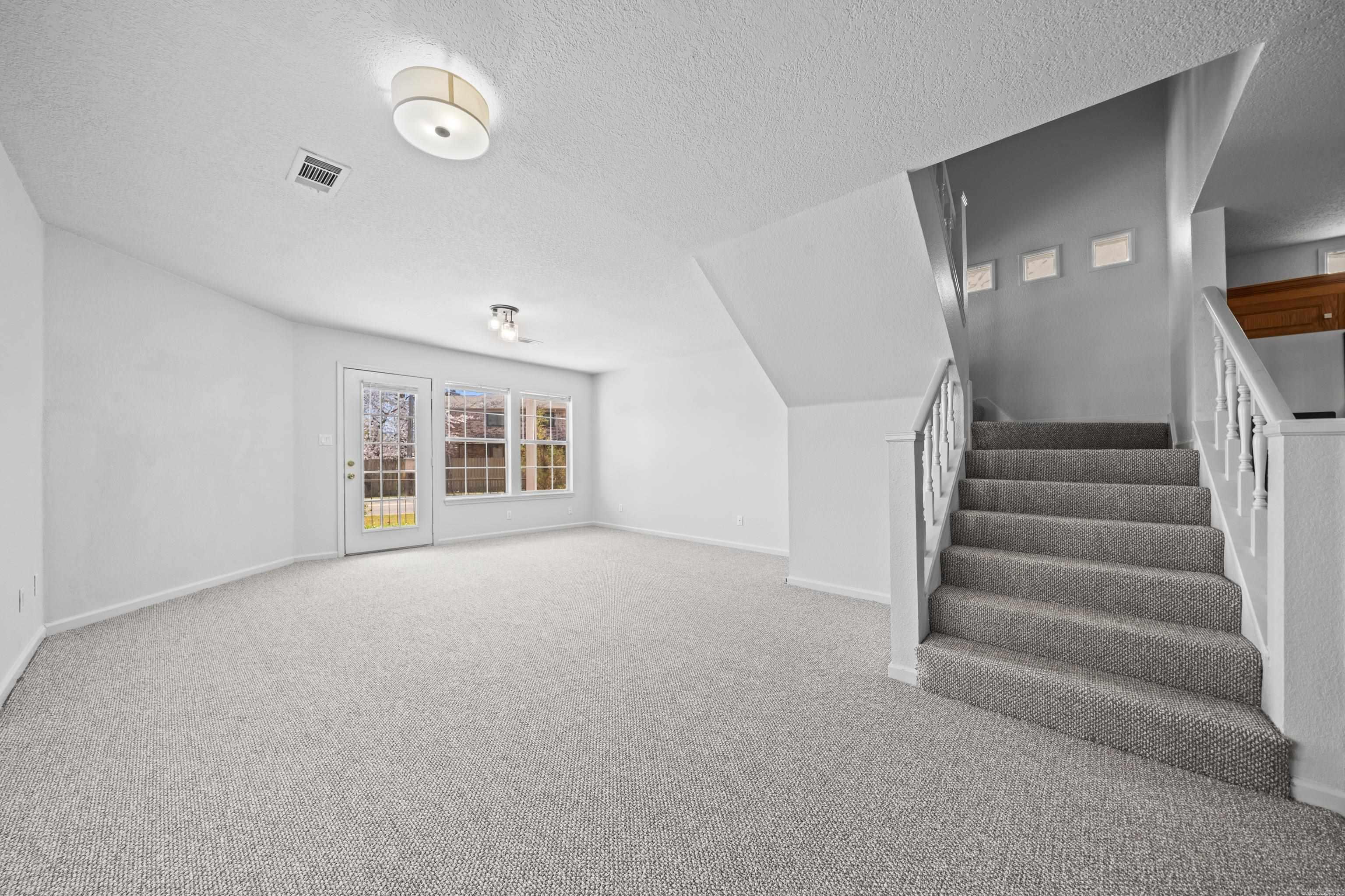 Lake Point Garden - Residential Lease