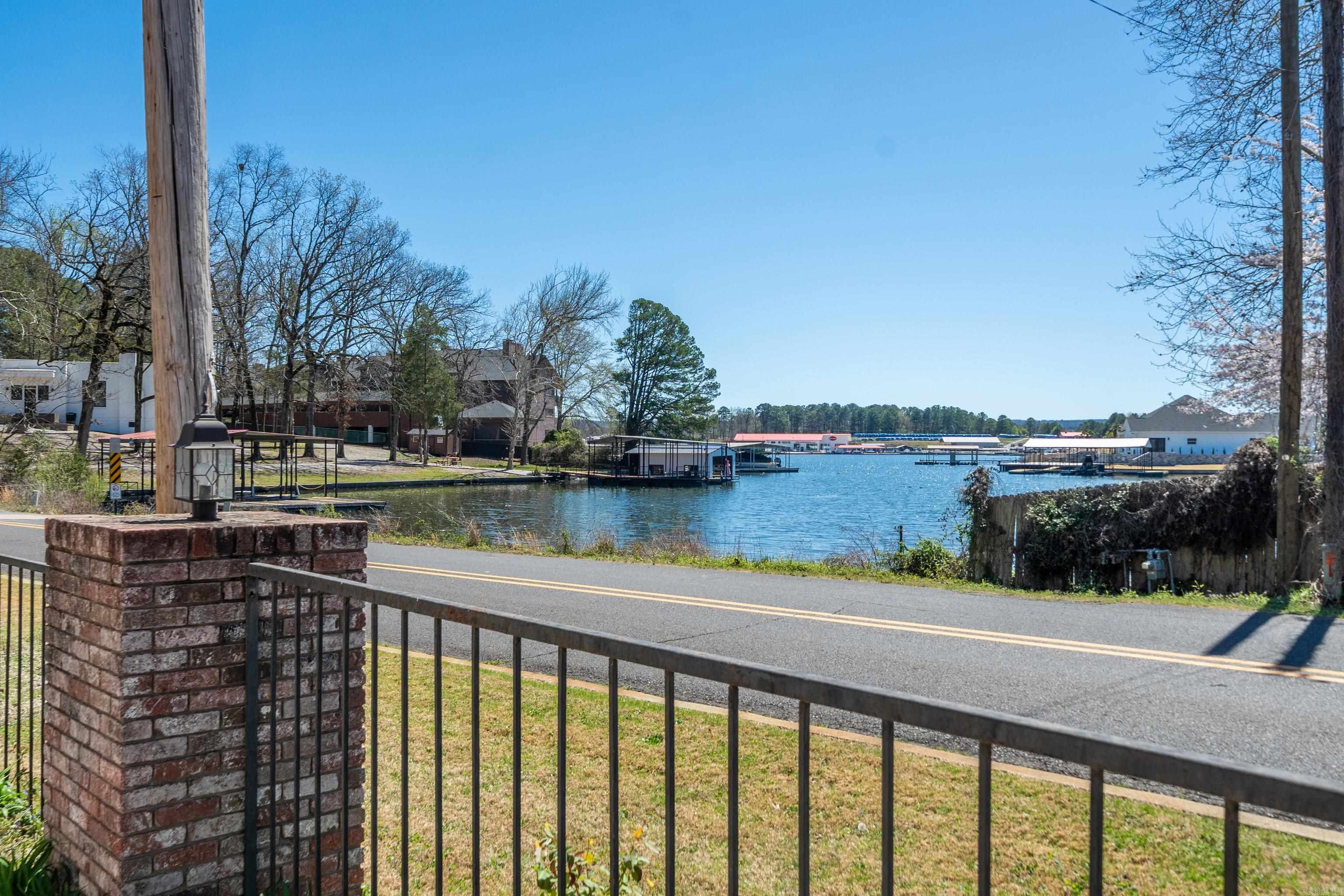 Lake Point Garden - Residential Lease