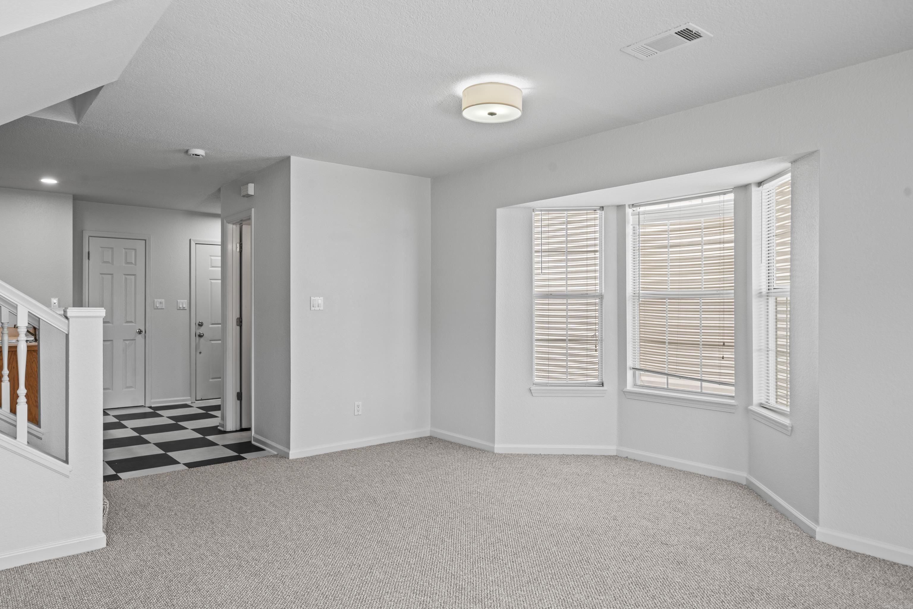 Lake Point Garden - Residential Lease