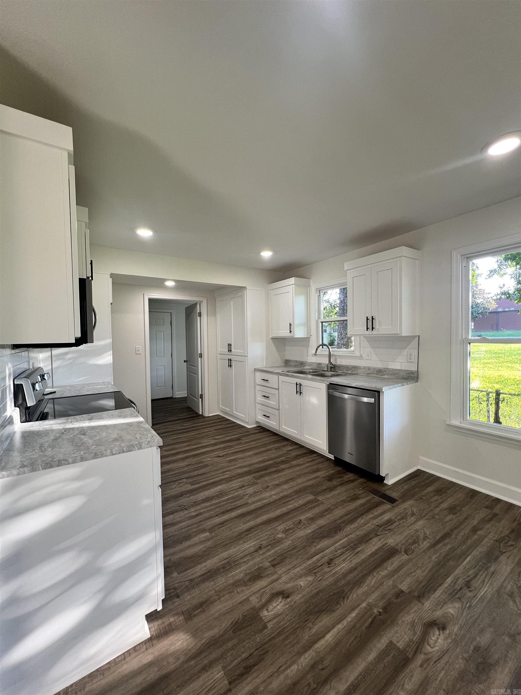 Holford 2nd - Residential