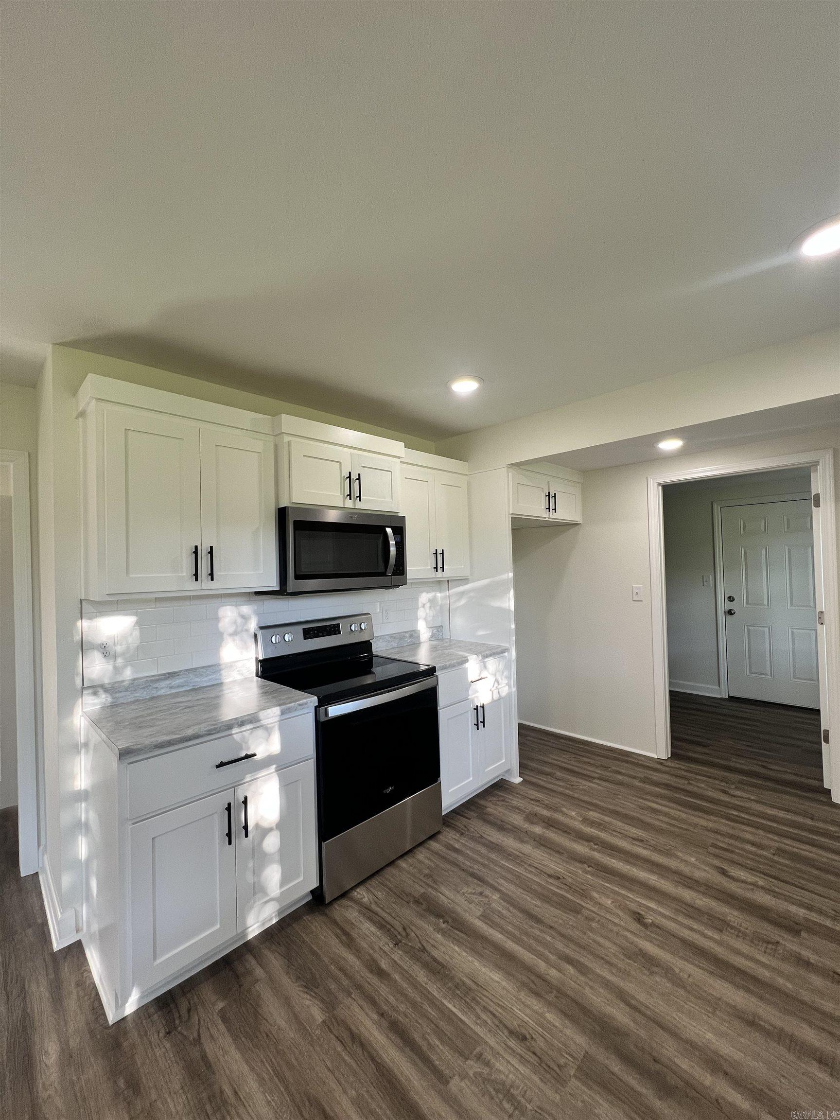 Holford 2nd - Residential