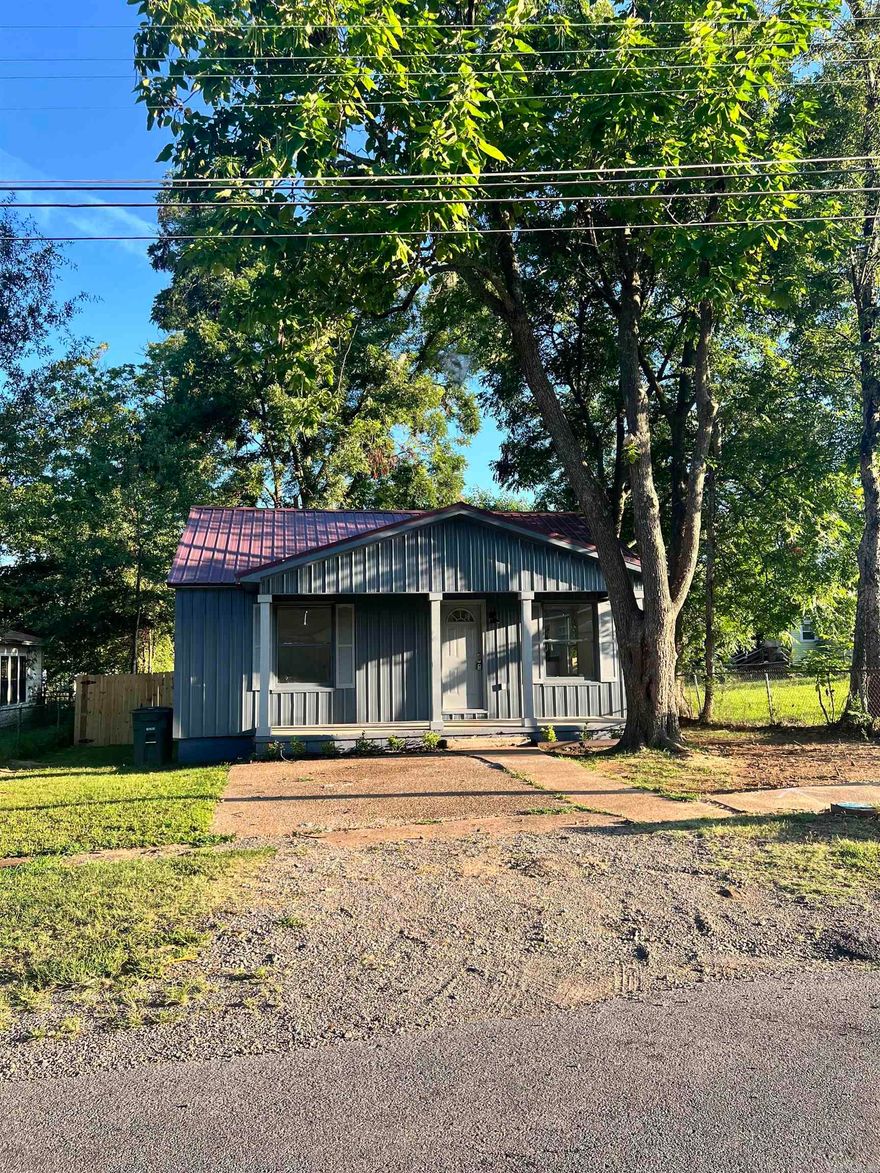 Newly remodeled & move in ready! Updated plumbing, electrical, cabinets, paint, flooring, appliances & more in this lovely home located near the school. Fenced backyard with a storm cellar.