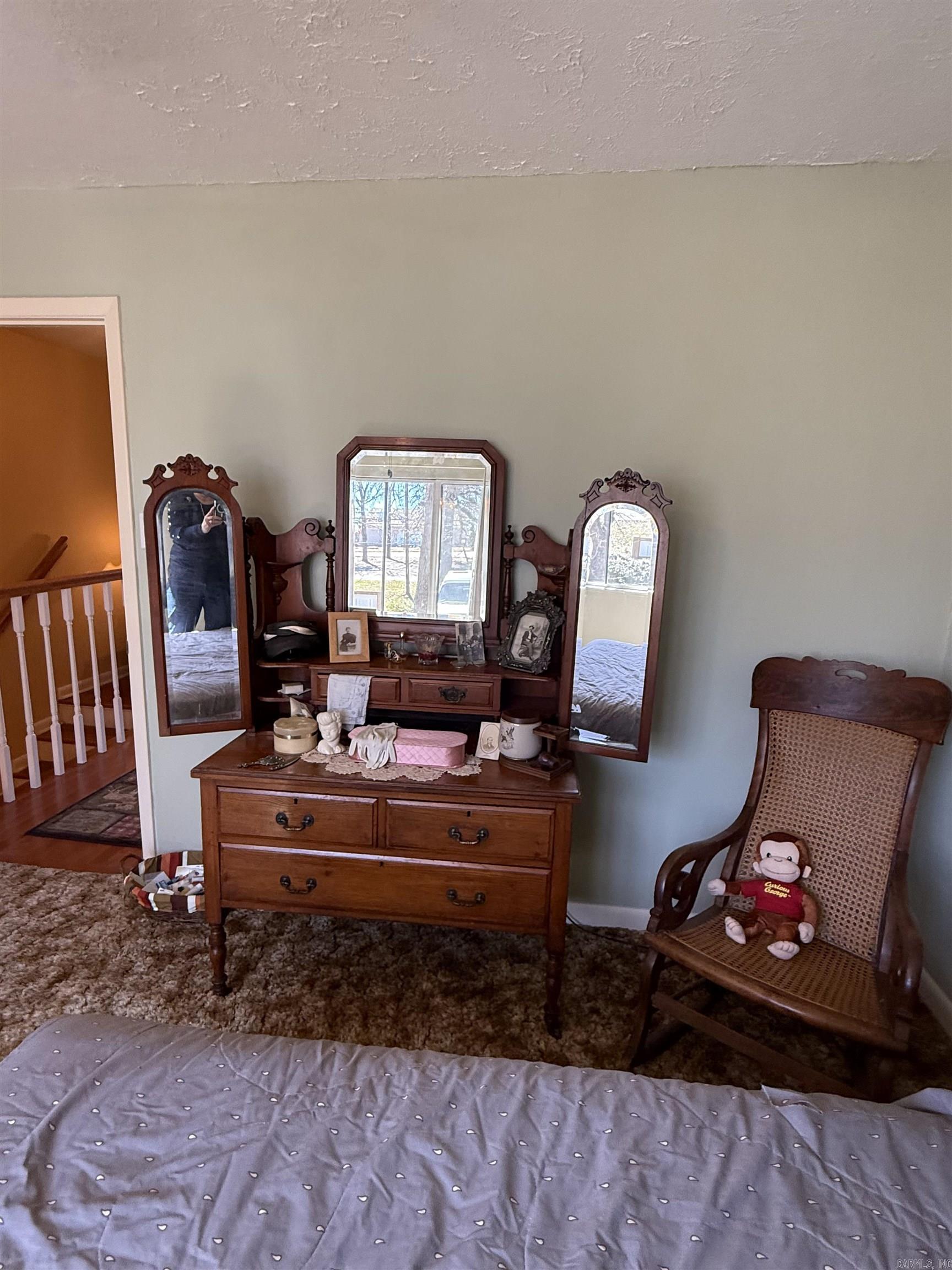 CHELSEA HEIGHTS CONDO - Residential