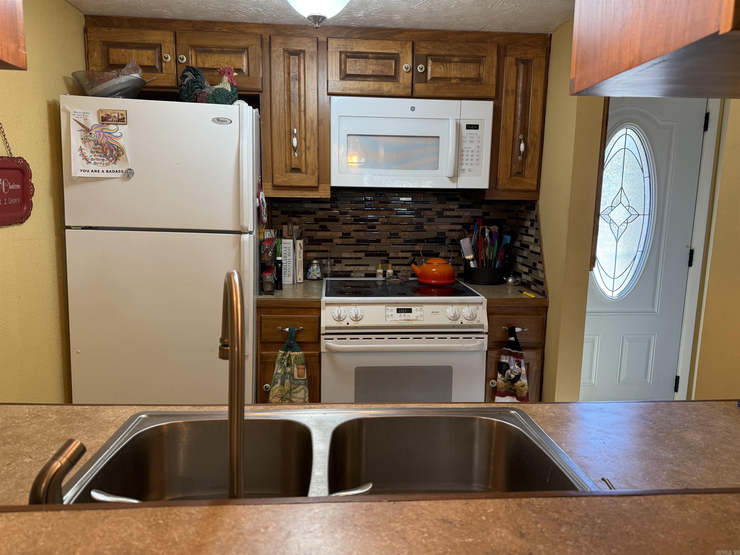 CHELSEA HEIGHTS CONDO - Residential