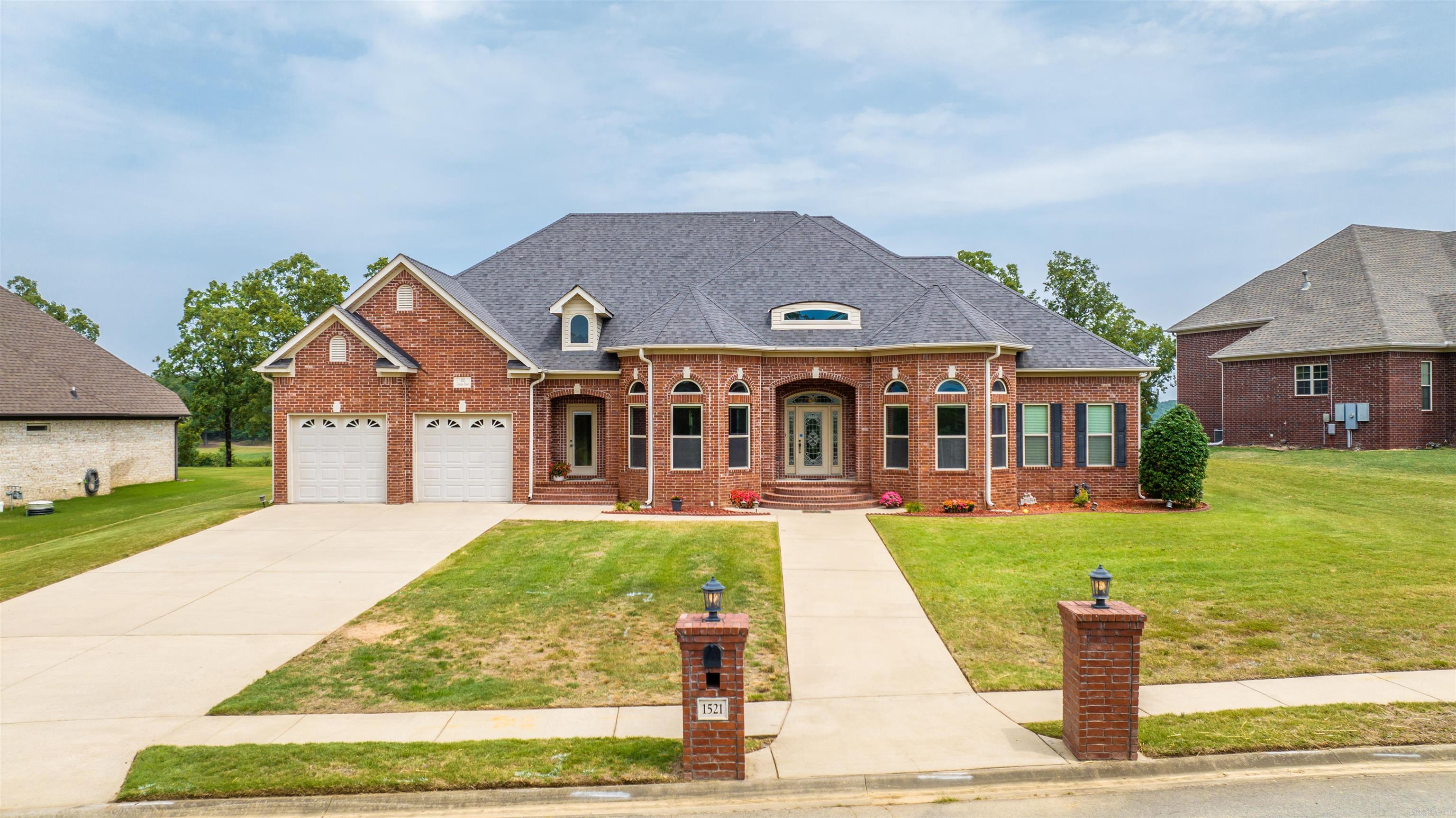 GREYSTONE - Residential