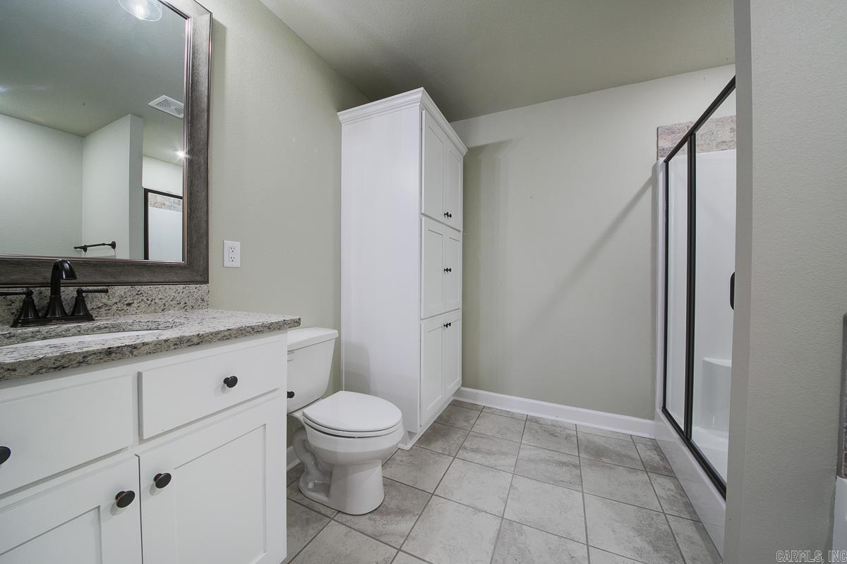 HERITAGE MEADOWS - Residential Lease