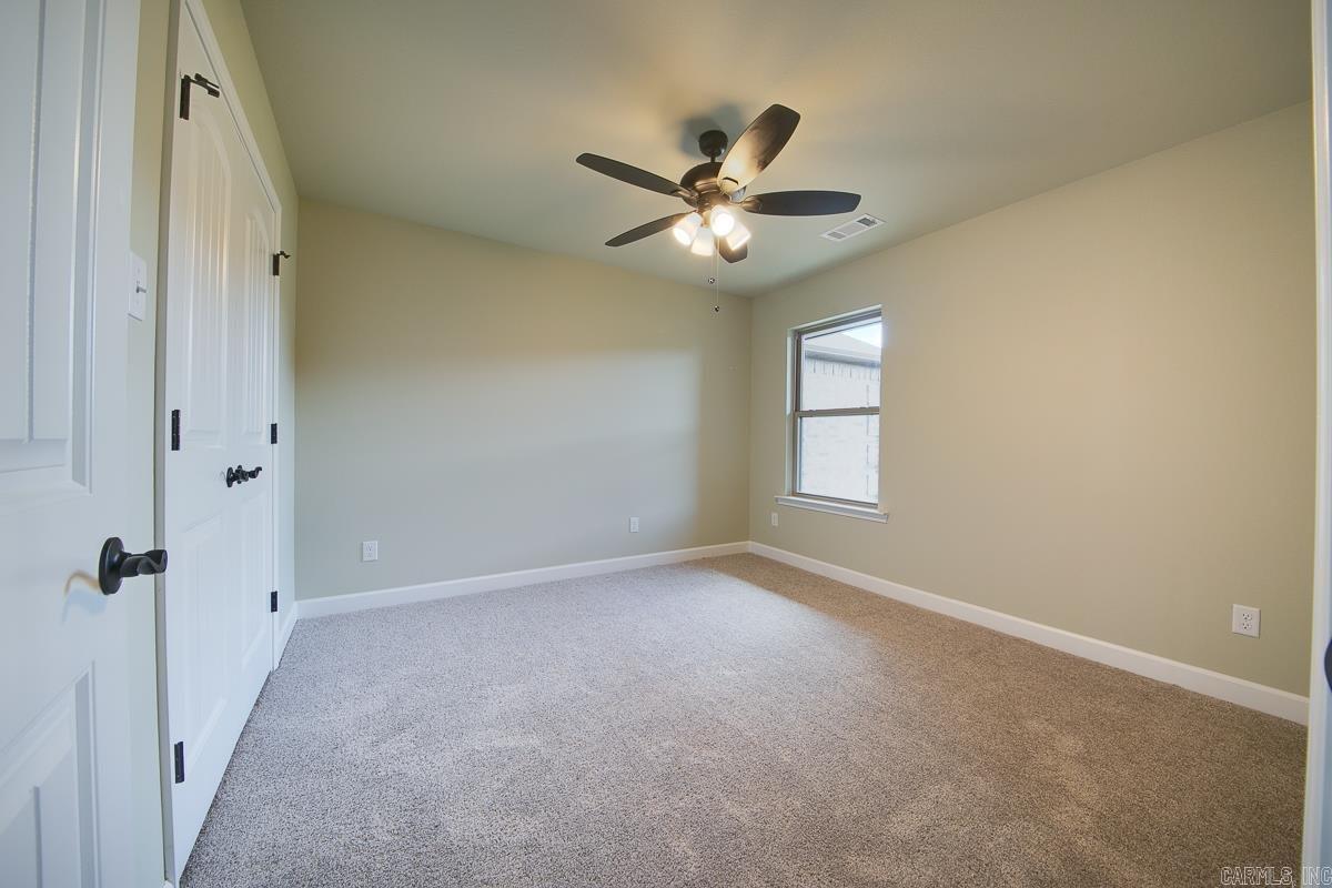 HERITAGE MEADOWS - Residential Lease