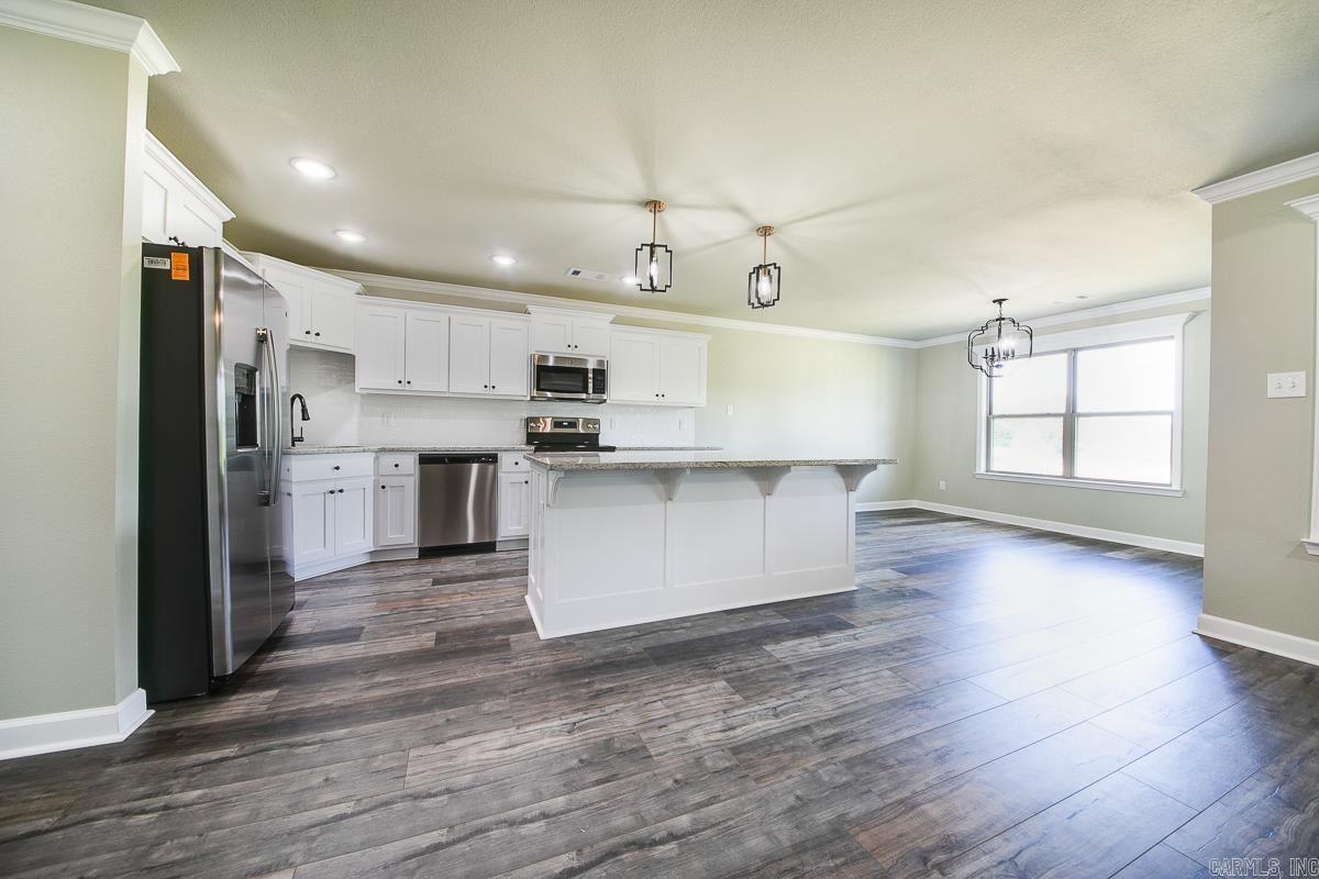 HERITAGE MEADOWS - Residential Lease