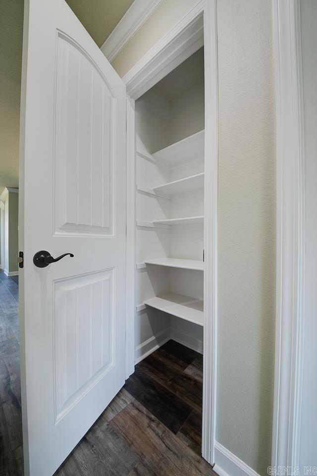 HERITAGE MEADOWS - Residential Lease