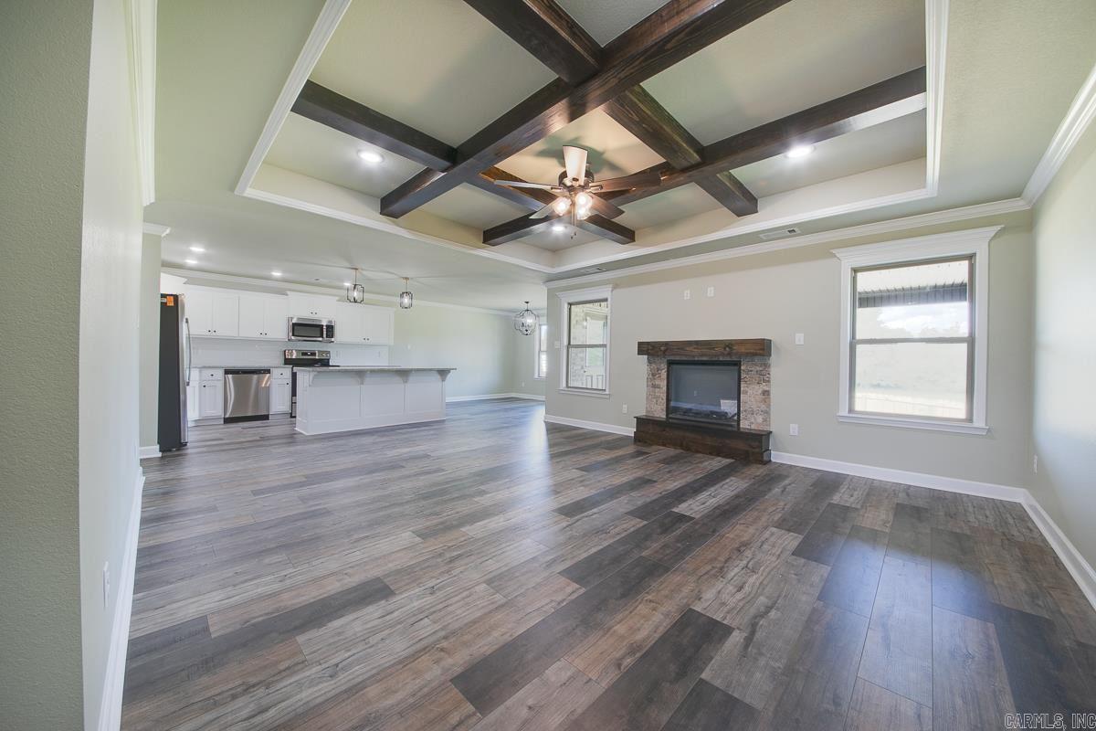 HERITAGE MEADOWS - Residential Lease