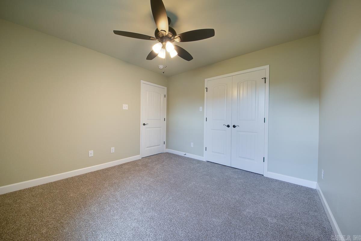 HERITAGE MEADOWS - Residential Lease