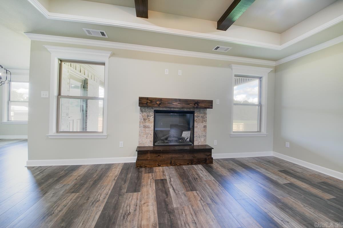 HERITAGE MEADOWS - Residential Lease