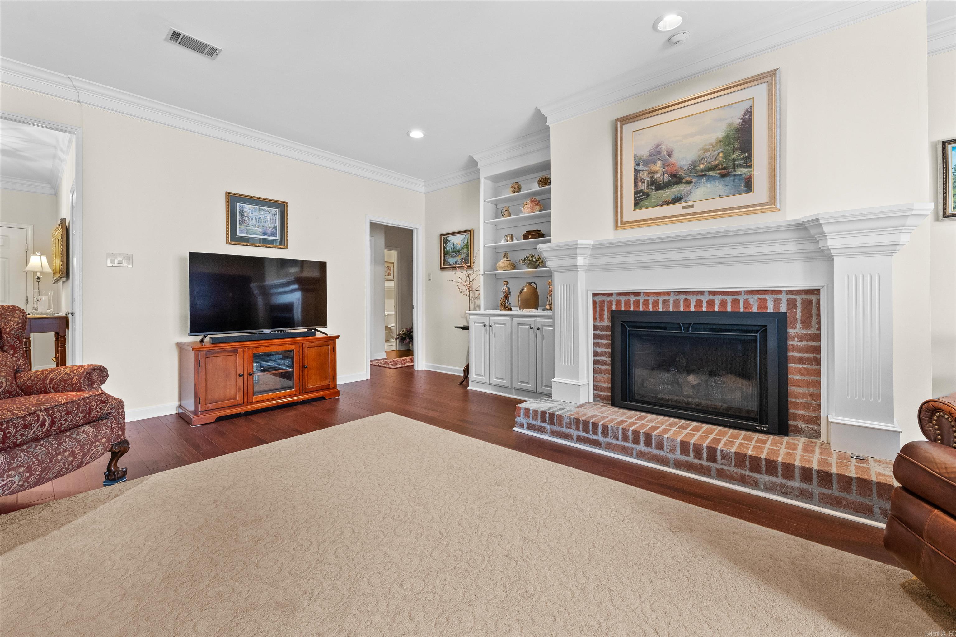 CHENAL VALLEY ABERDEEN - Residential