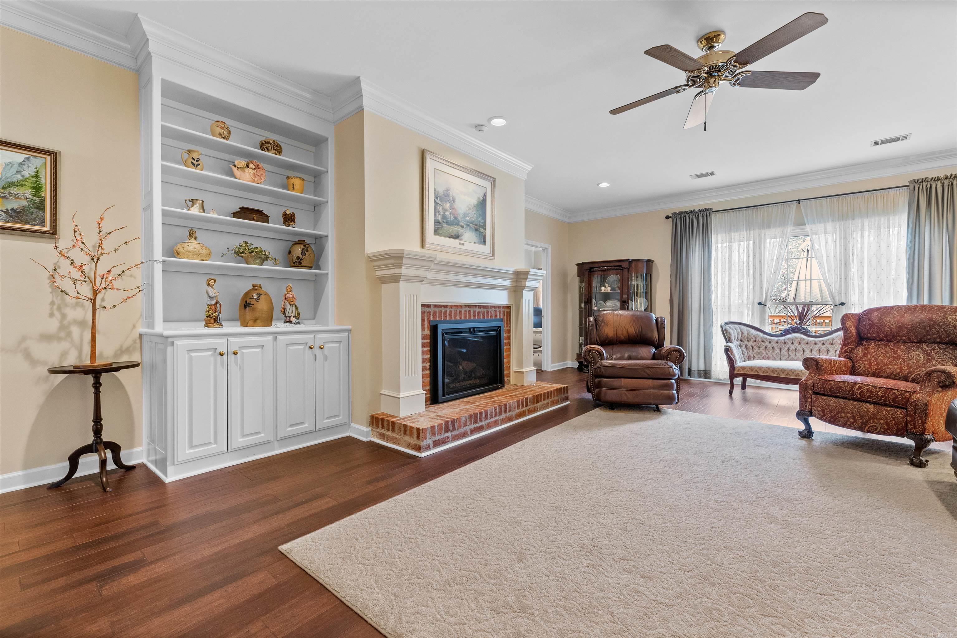 CHENAL VALLEY ABERDEEN - Residential