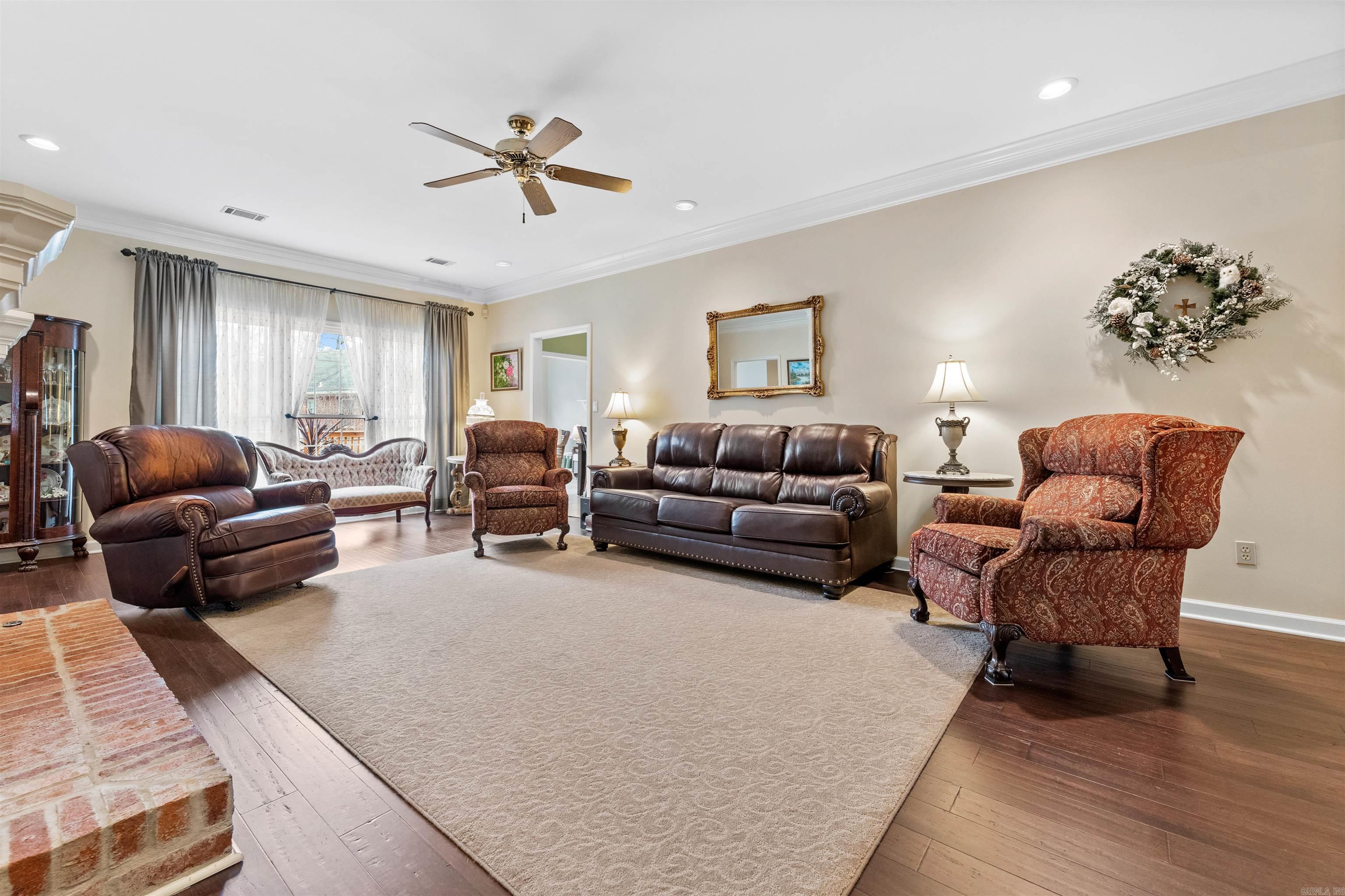 CHENAL VALLEY ABERDEEN - Residential