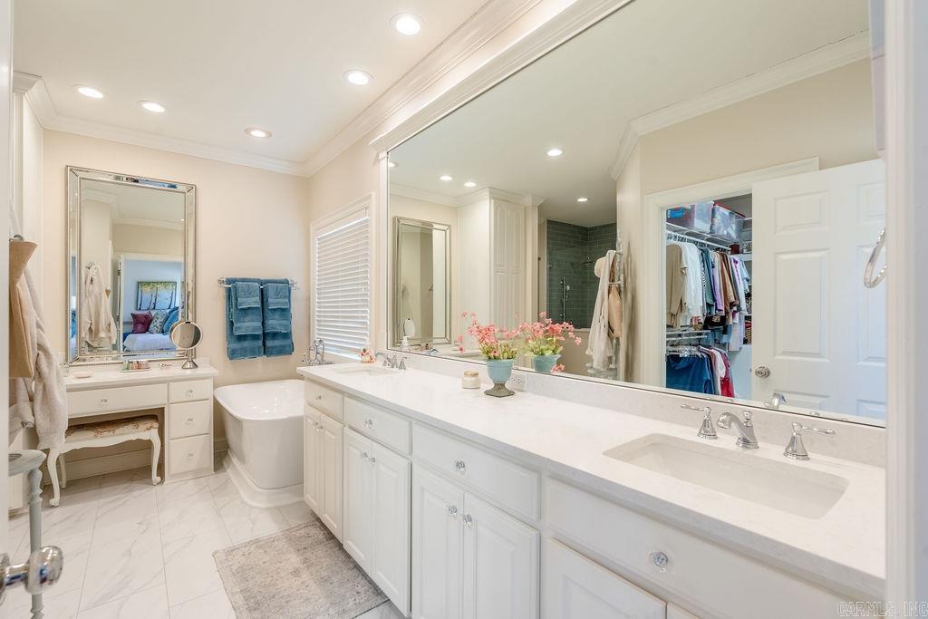 CREEKWOOD SUBD - Residential