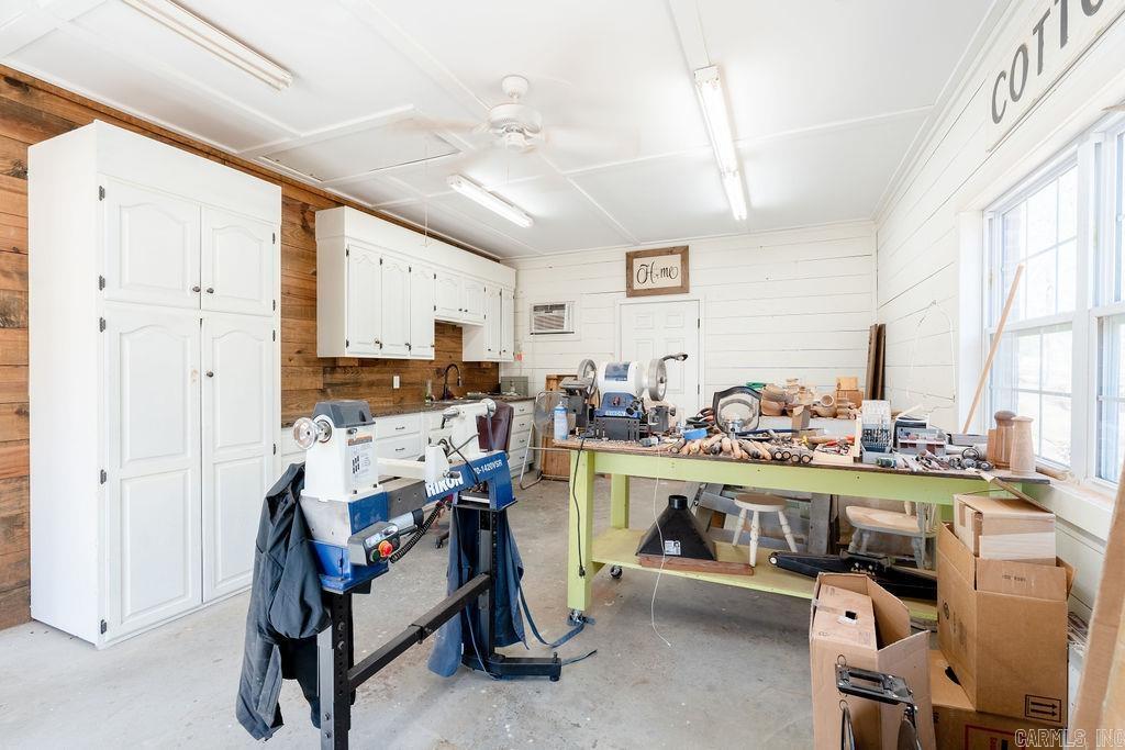 CREEKWOOD SUBD - Residential