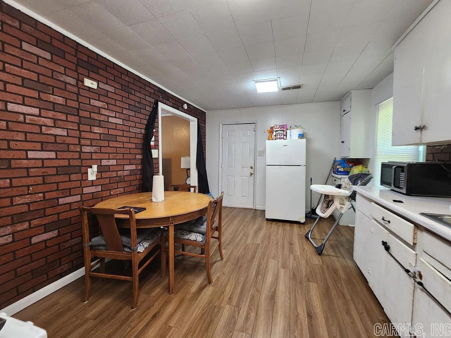 EUCLID PLACE - Residential