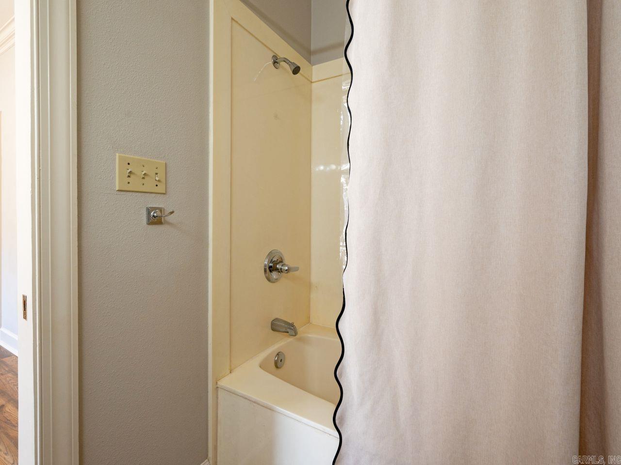 CHENAL VALLEY LAMARCHE PLACE NBH - Residential