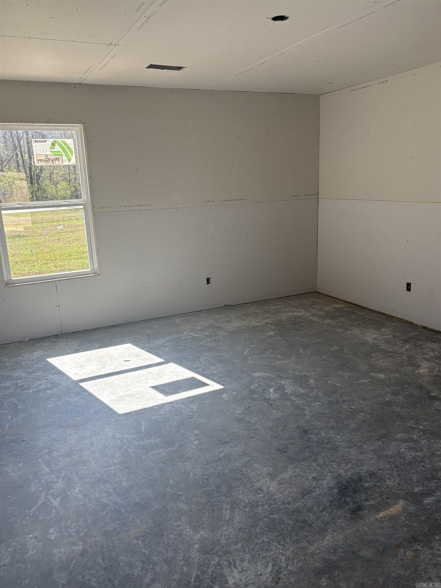 DEERFIELD ESTATES - Residential