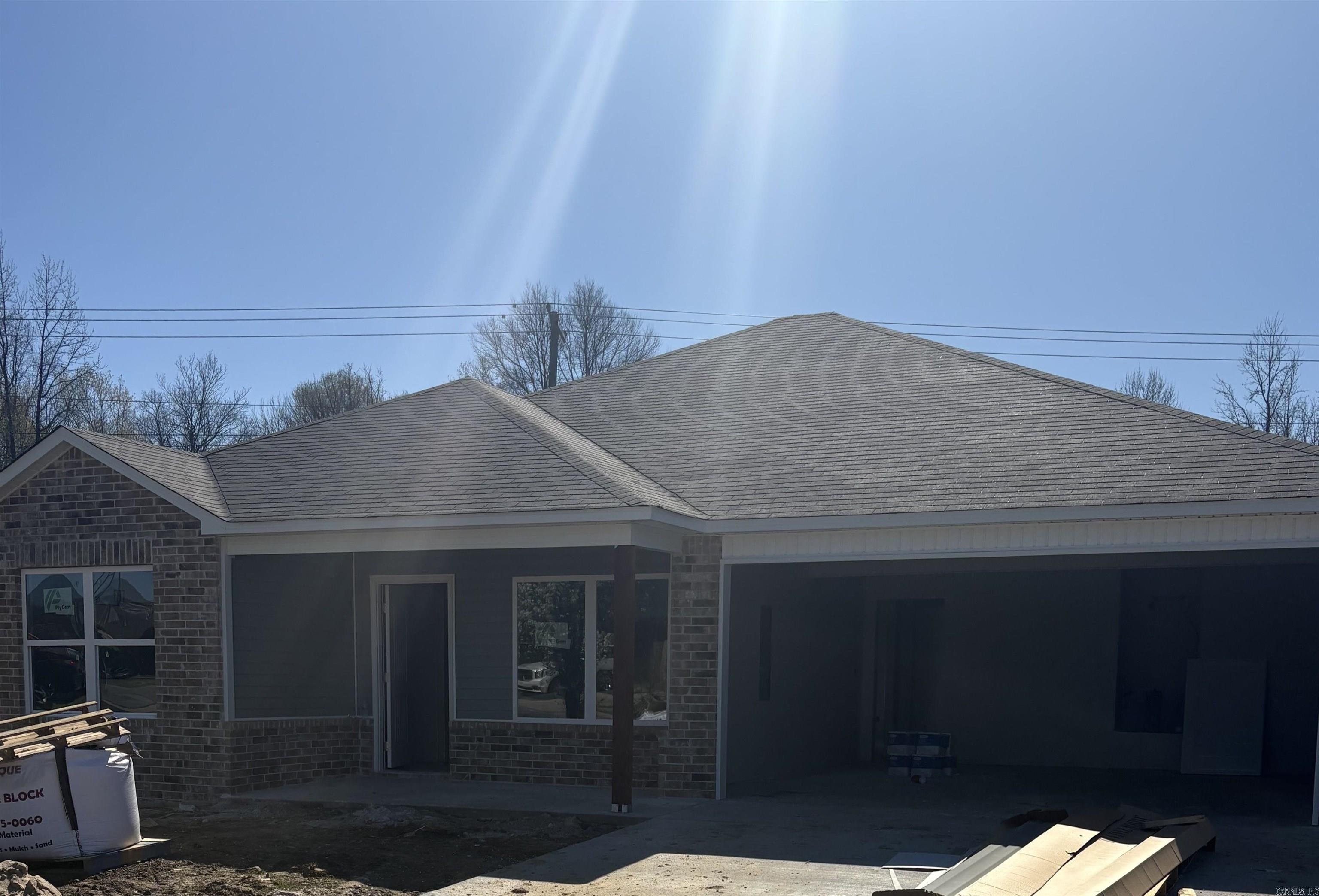 DEERFIELD ESTATES - Residential