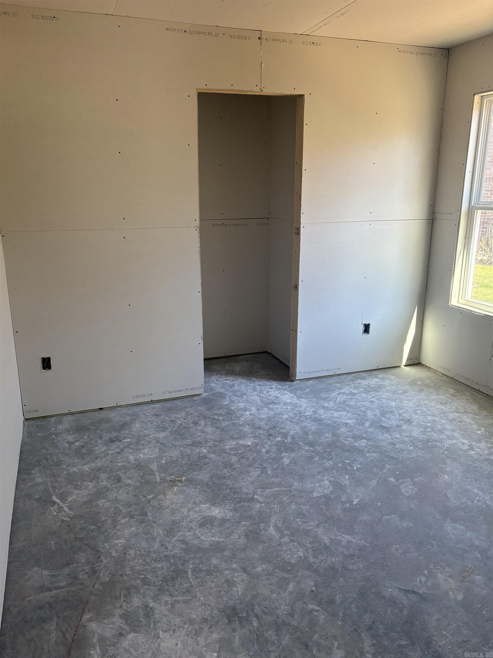 DEERFIELD ESTATES - Residential