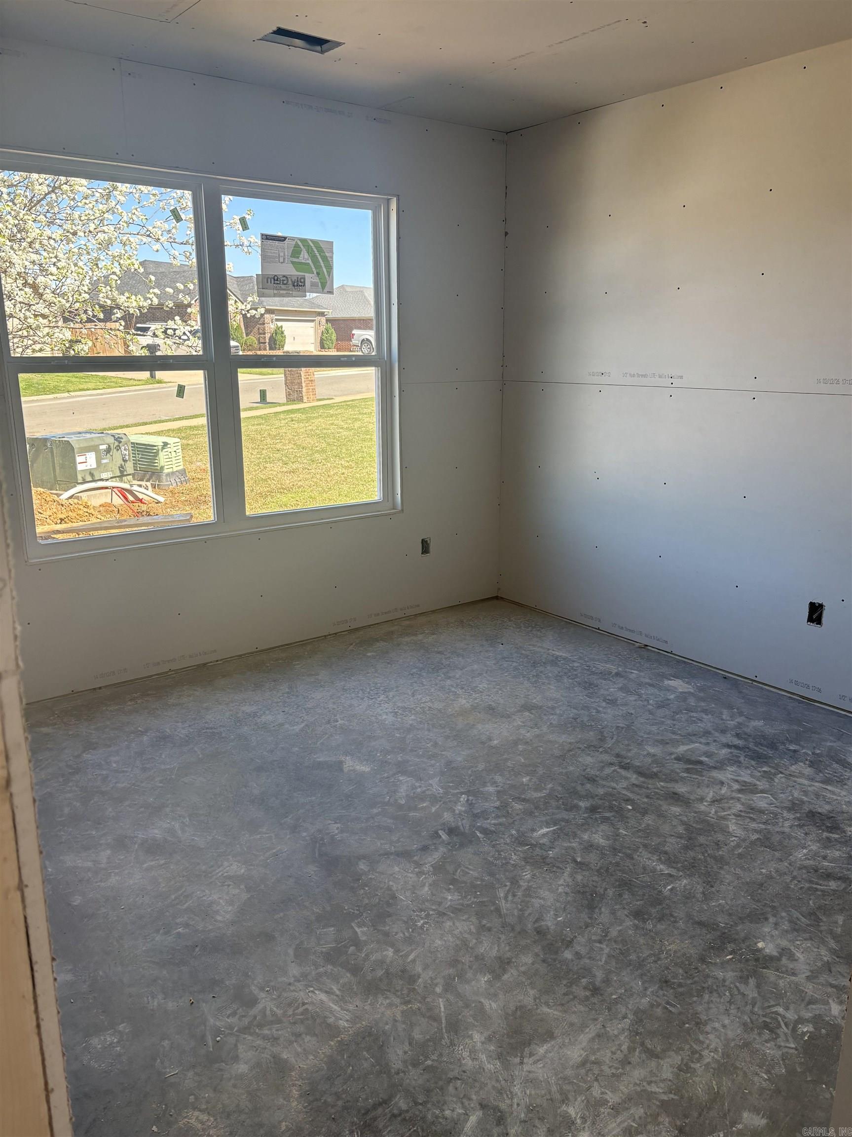 DEERFIELD ESTATES - Residential