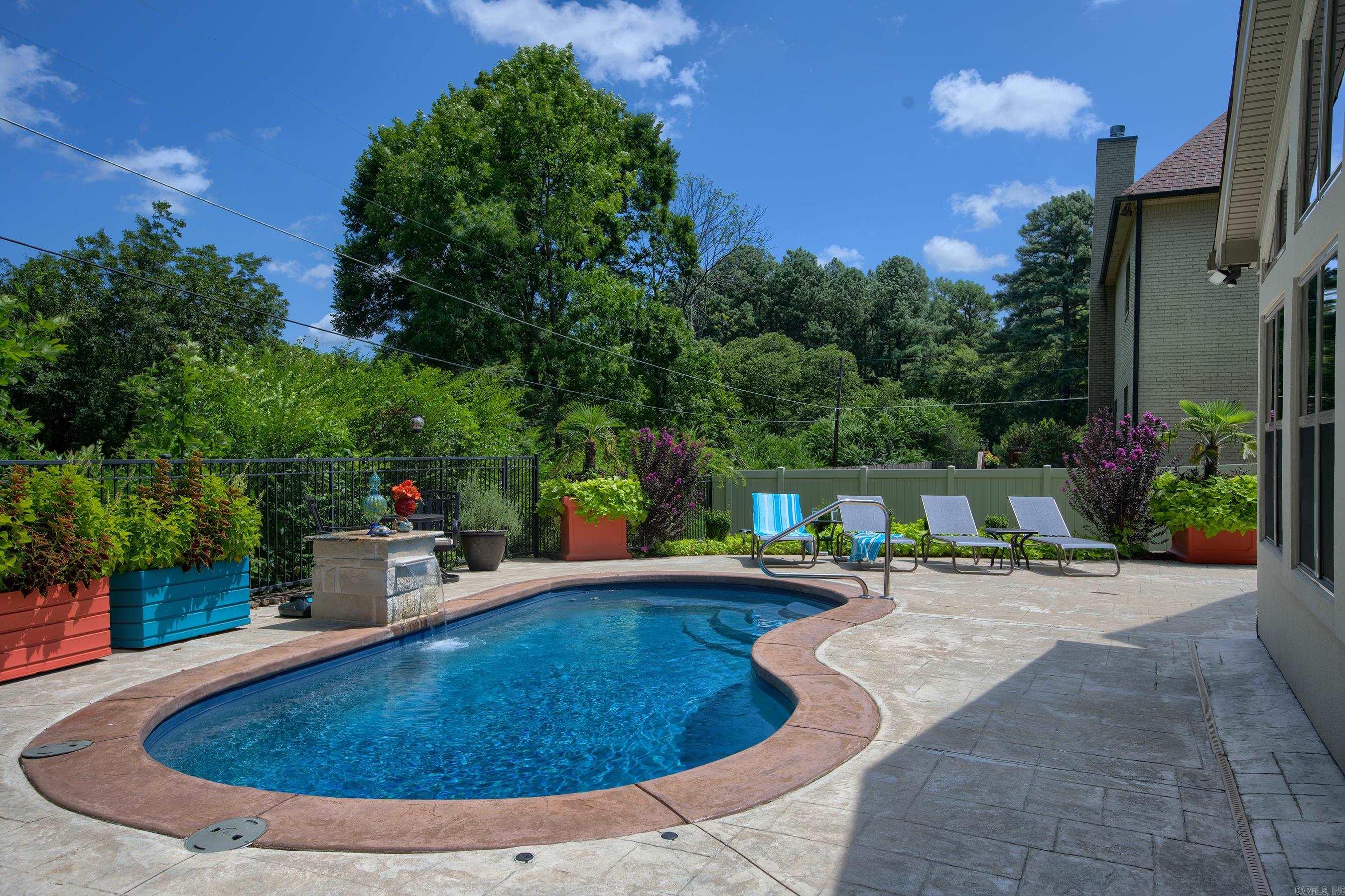 SEVEN OAKS PLANNED DEVELOPMENT - Residential