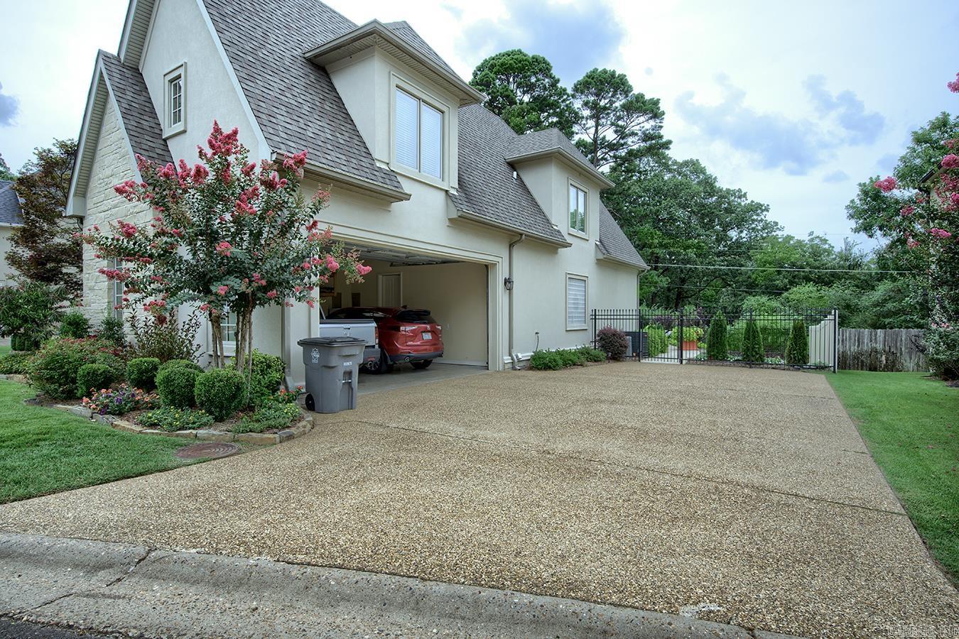 SEVEN OAKS PLANNED DEVELOPMENT - Residential