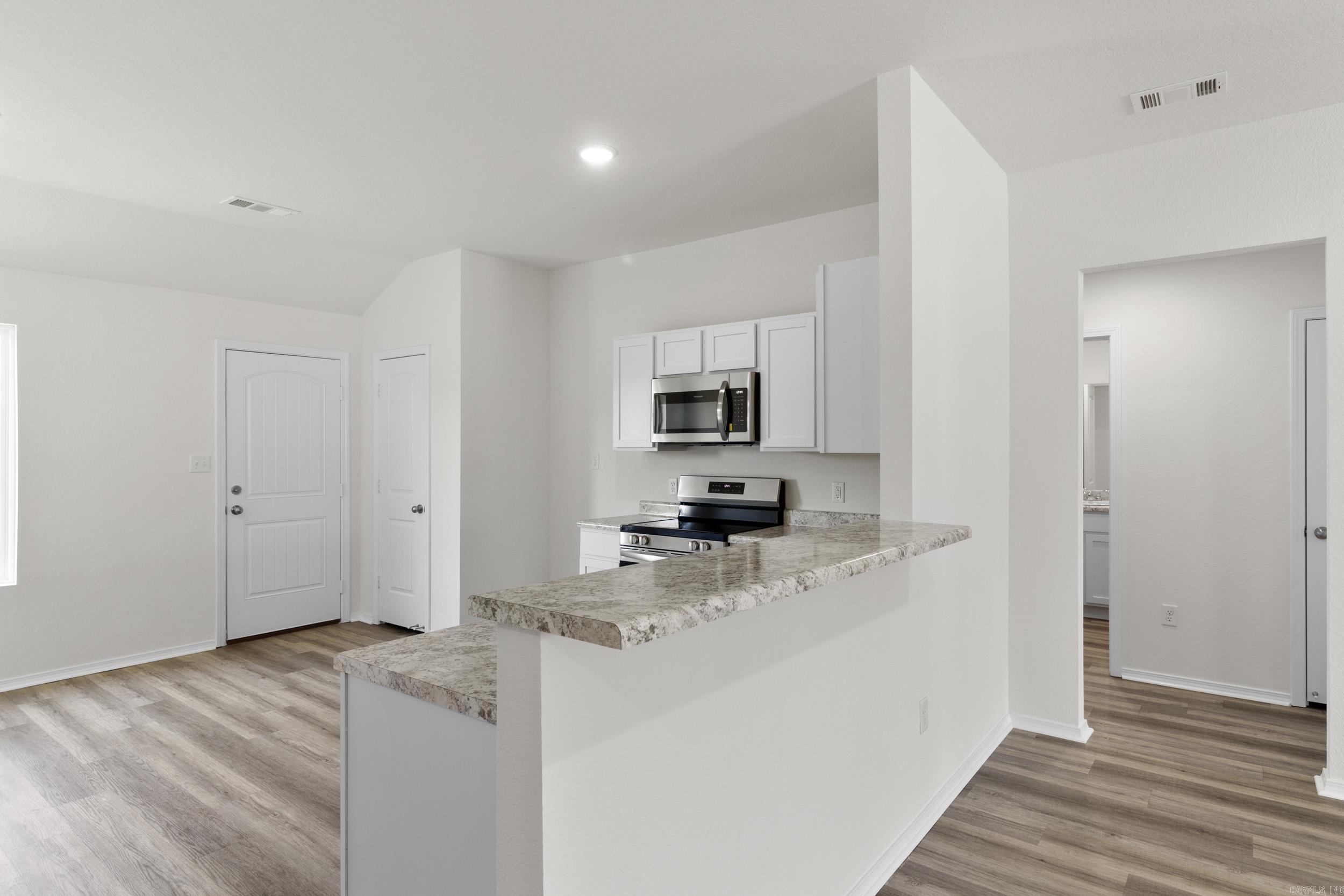 HILL FARM - Residential