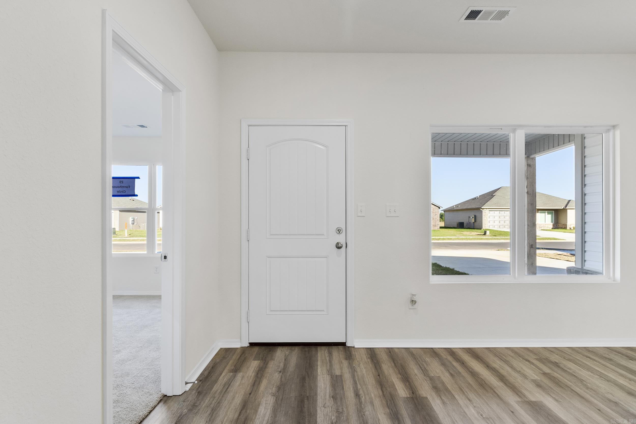 HILL FARM - Residential