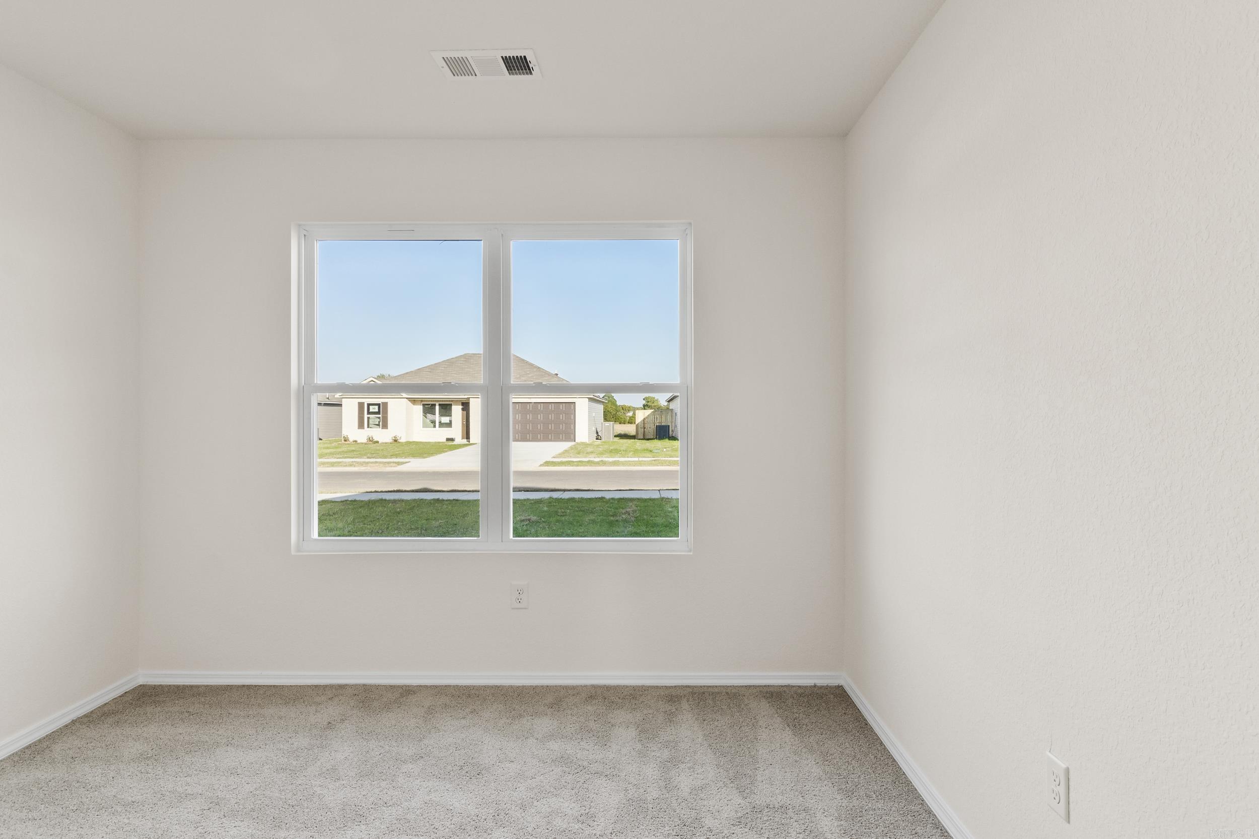 HILL FARM - Residential