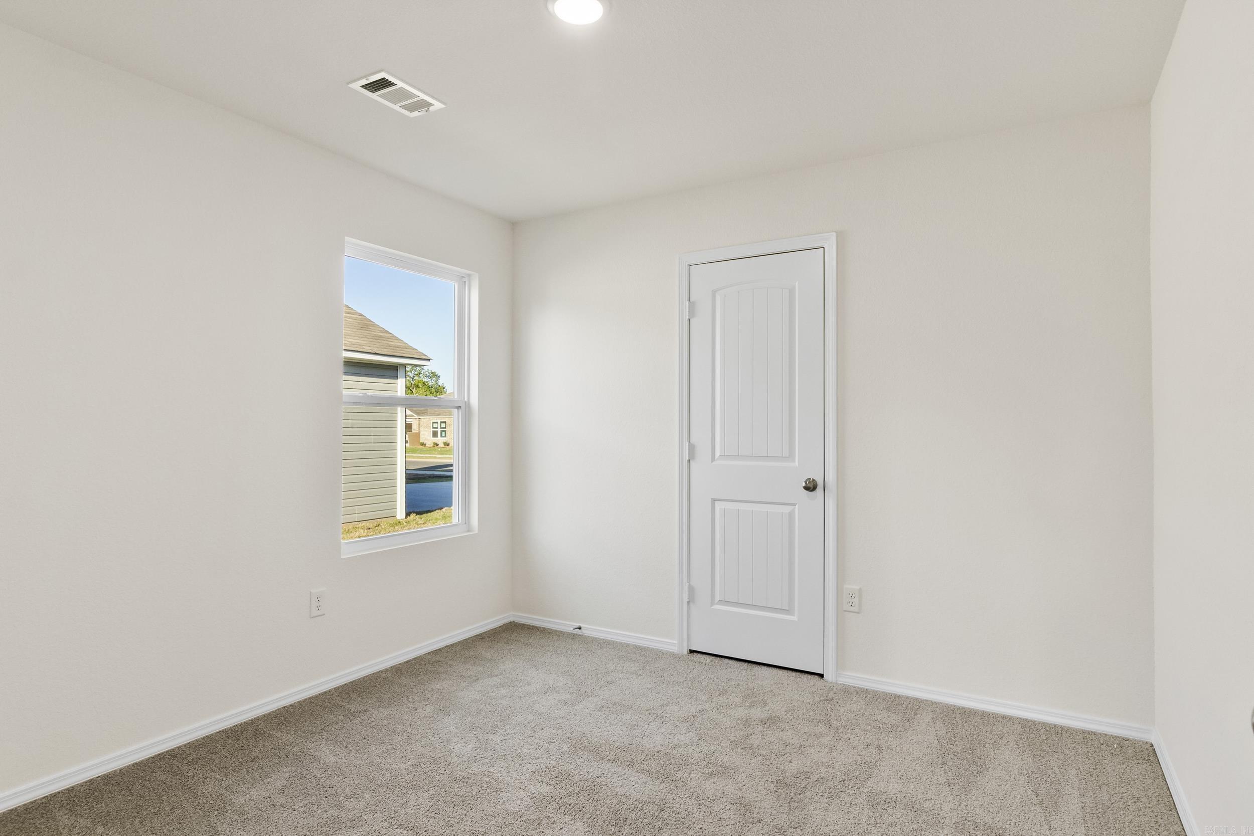 HILL FARM - Residential