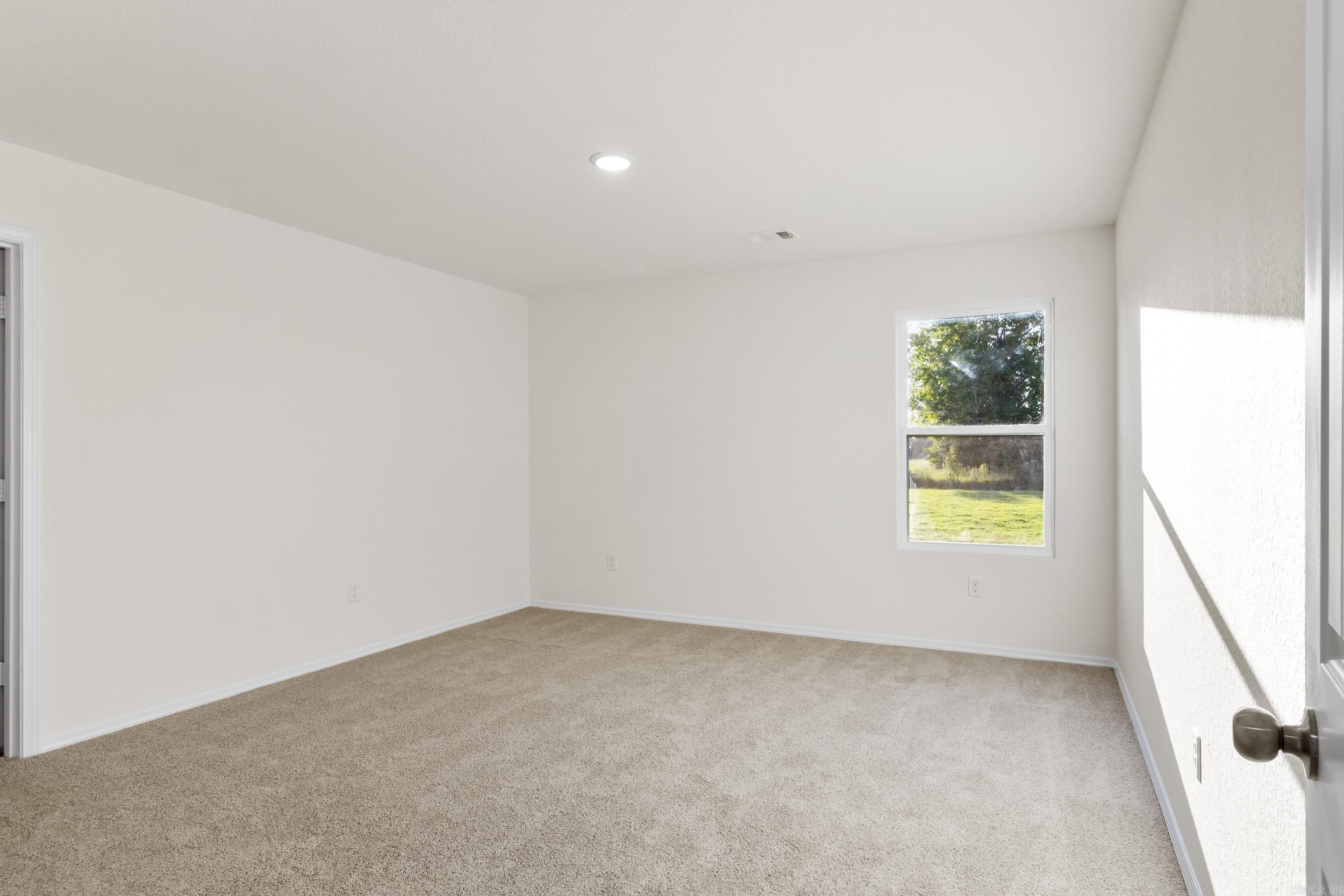 HILL FARM - Residential