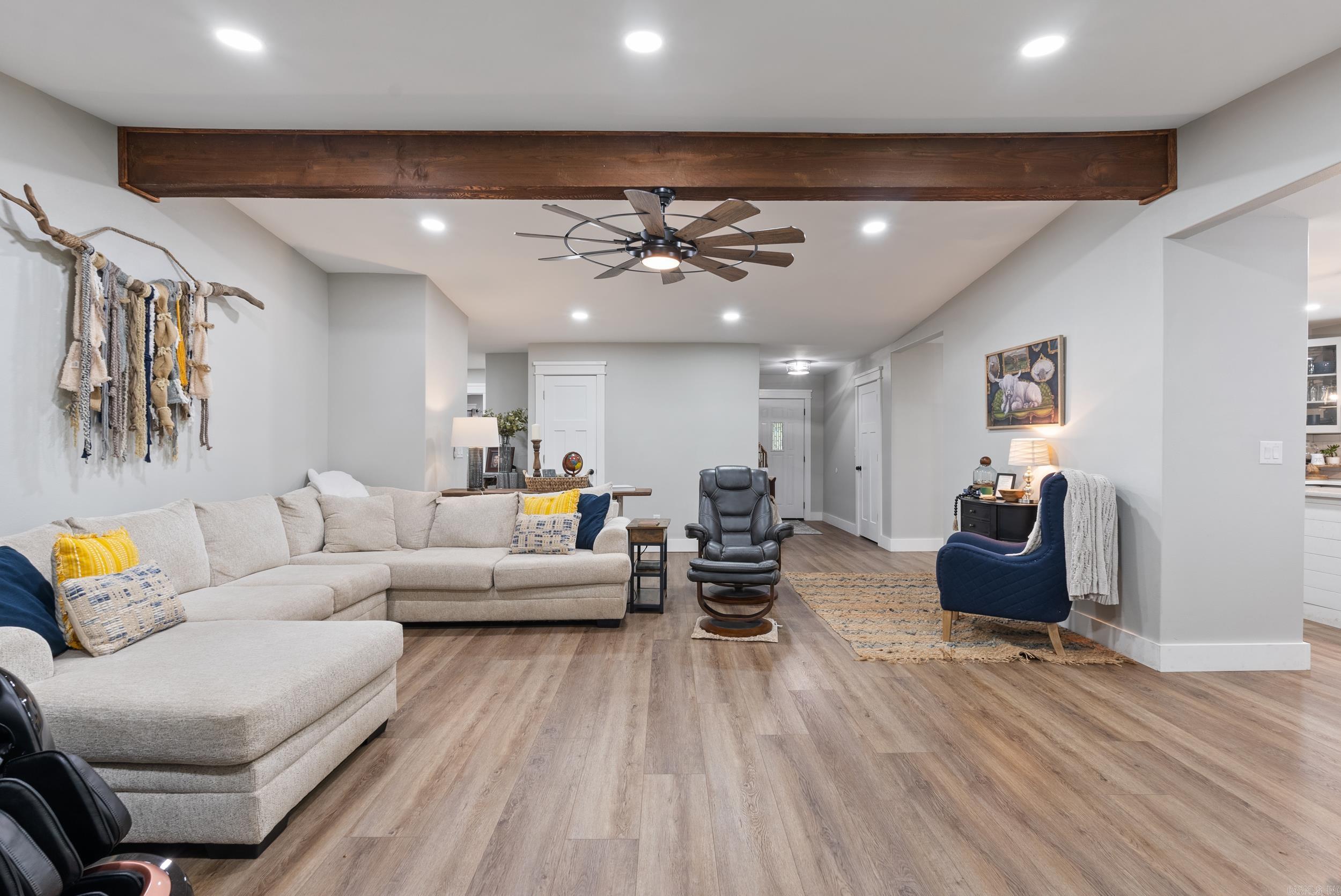 VISTA GRAND - Residential