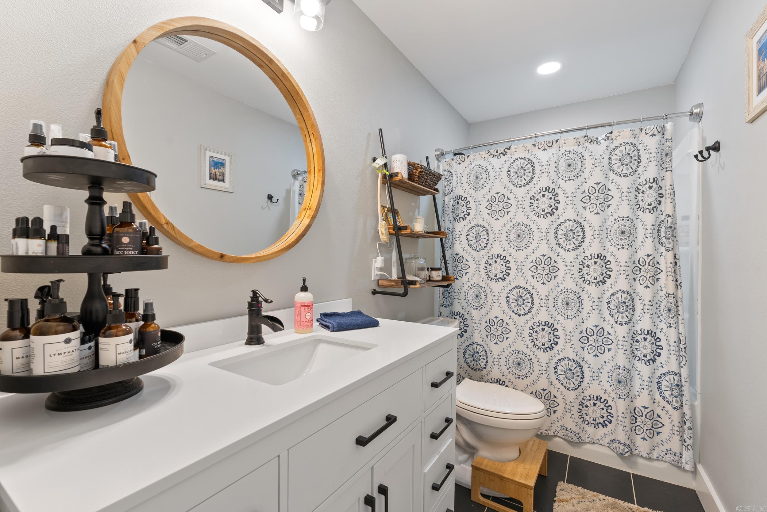 VISTA GRAND - Residential