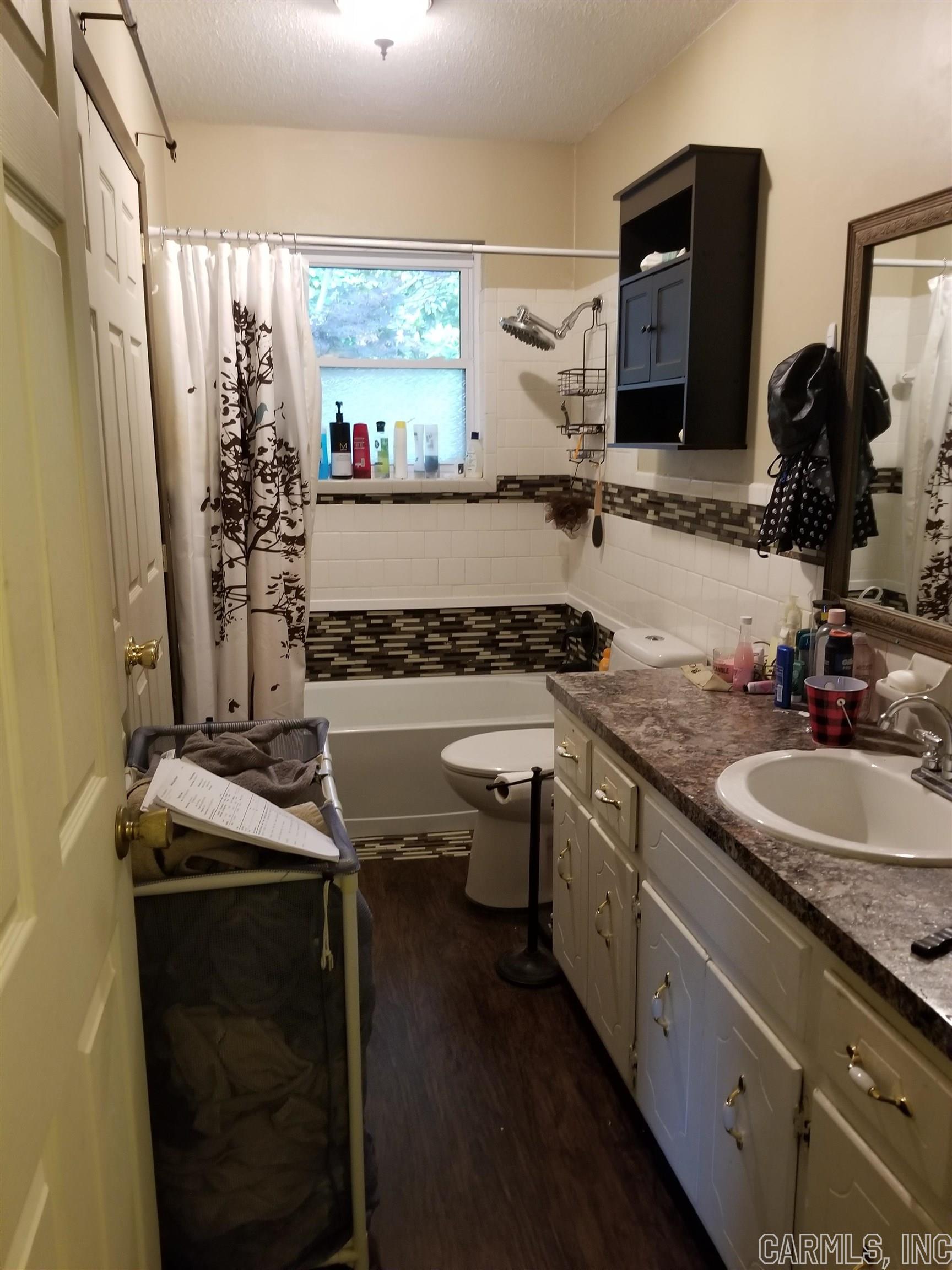 Lake Town - Residential