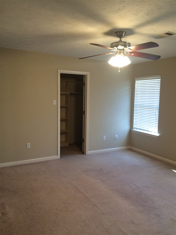 Fox Run - Residential