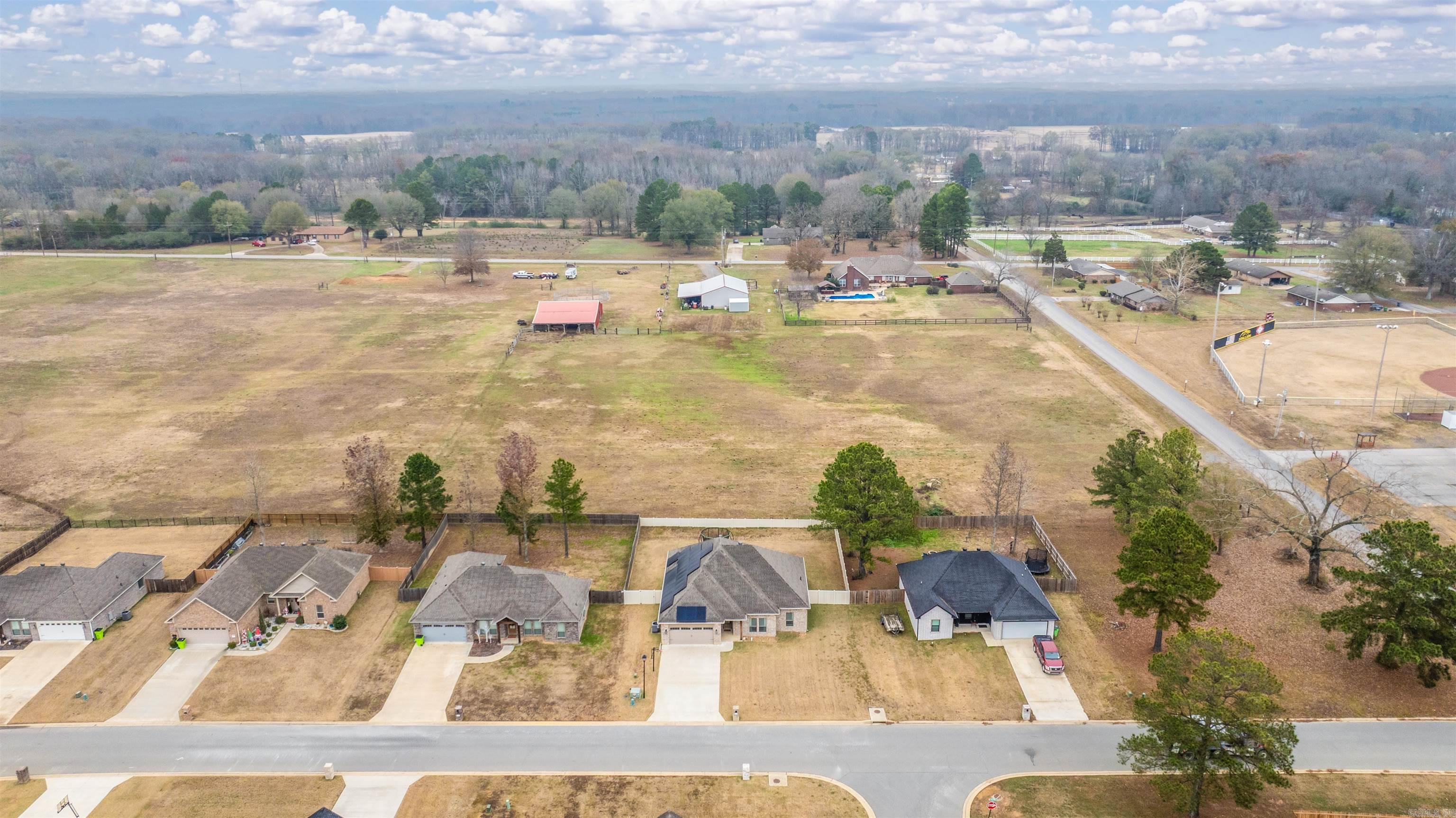 HIDDEN VALLEY ESTATES - Residential