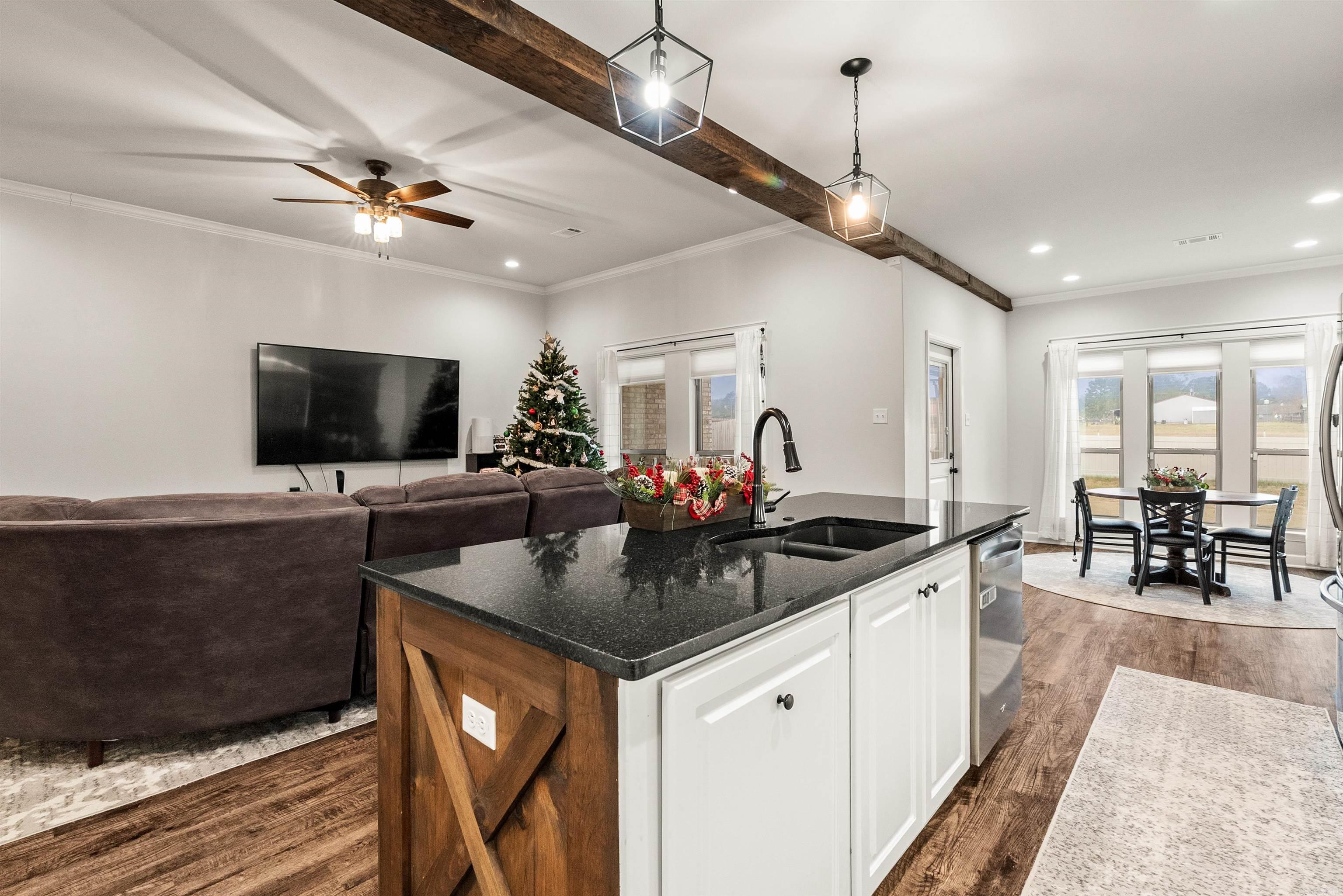 HIDDEN VALLEY ESTATES - Residential