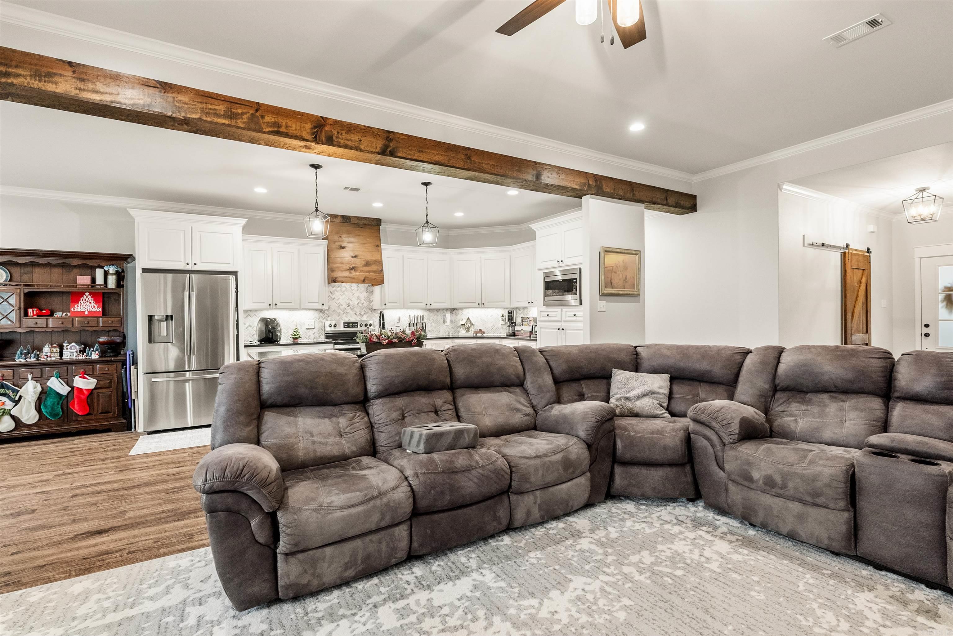 HIDDEN VALLEY ESTATES - Residential