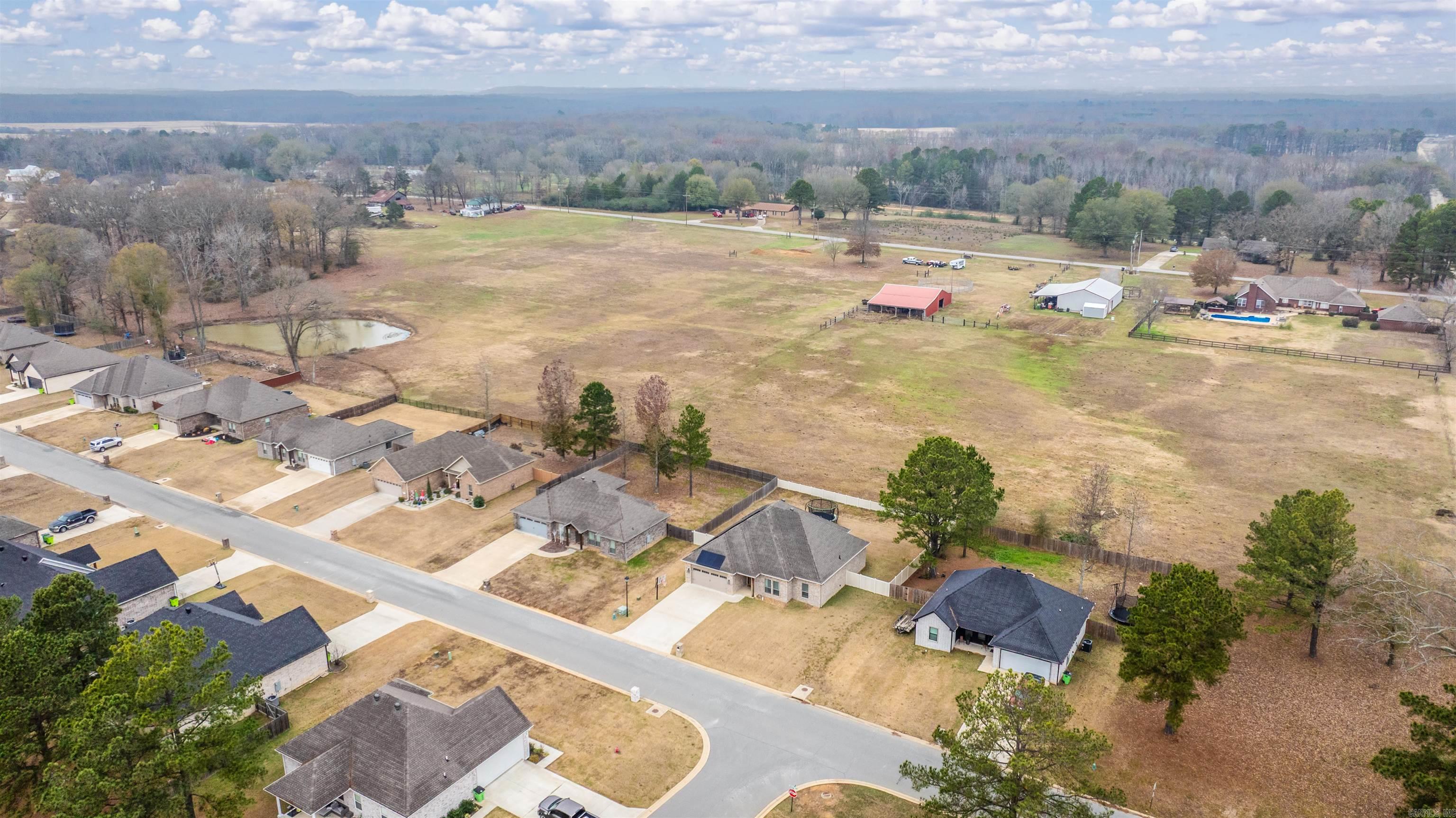 HIDDEN VALLEY ESTATES - Residential