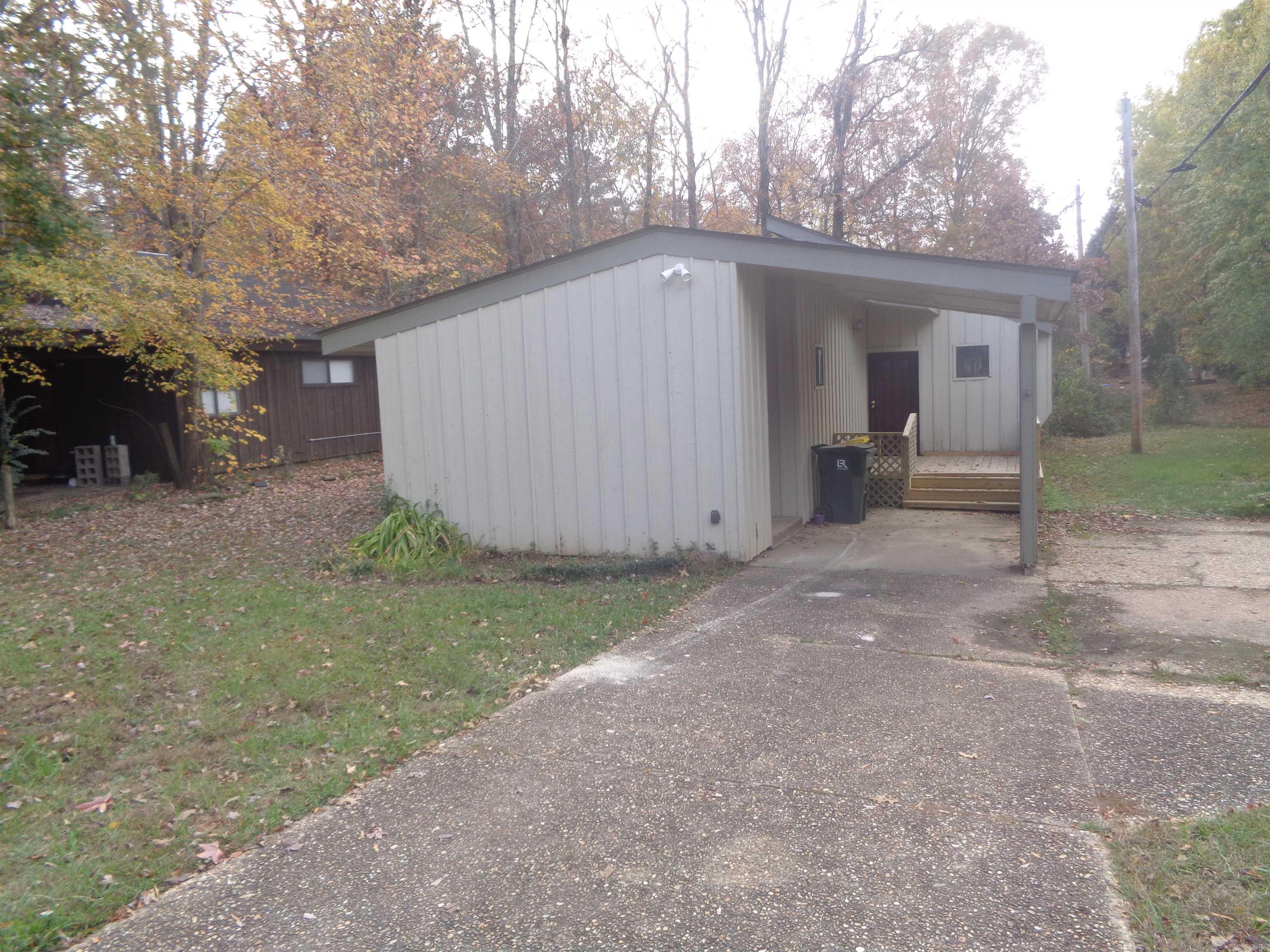 GIBRALTER HGTS - Residential Lease