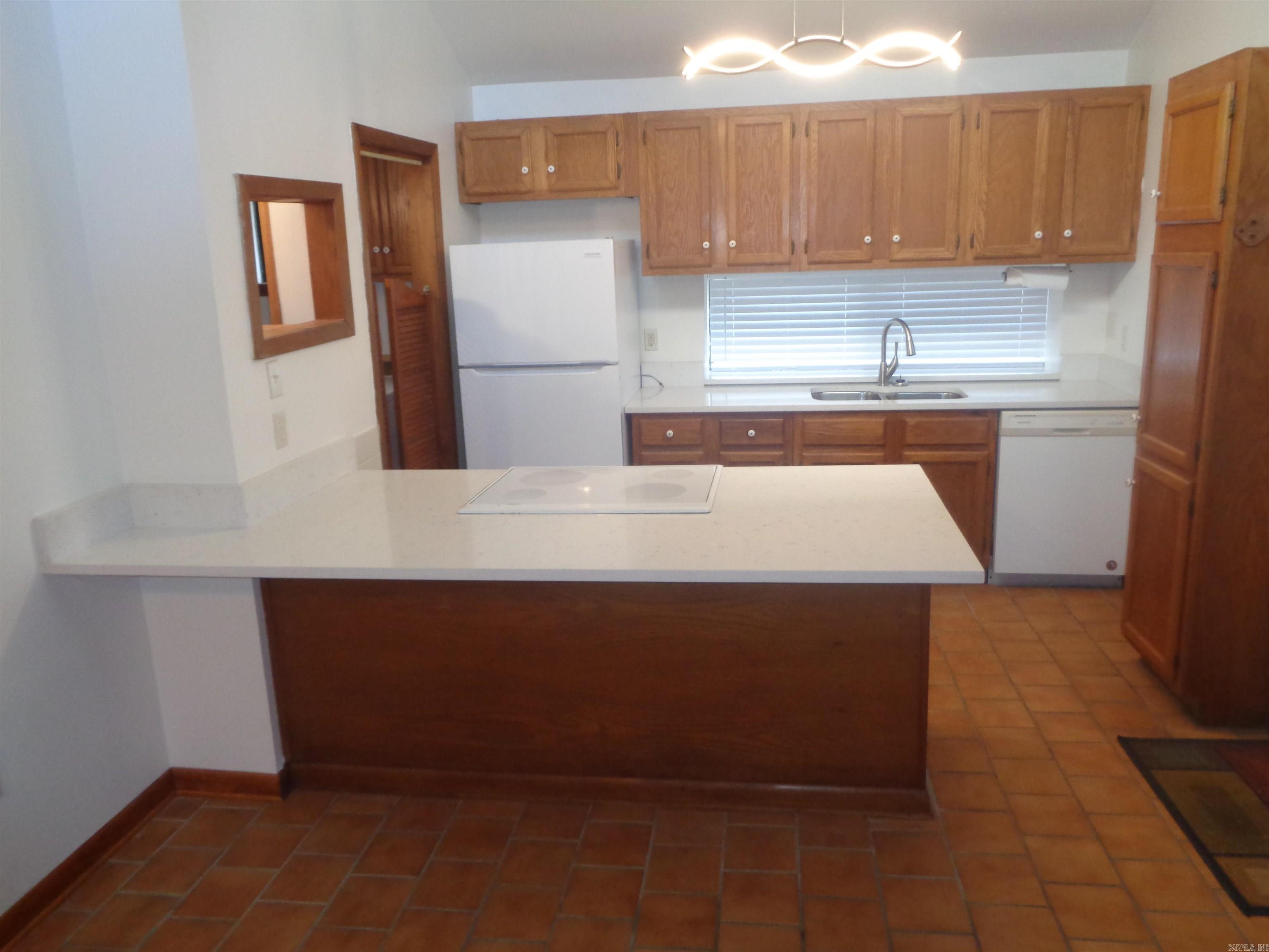 GIBRALTER HGTS - Residential Lease