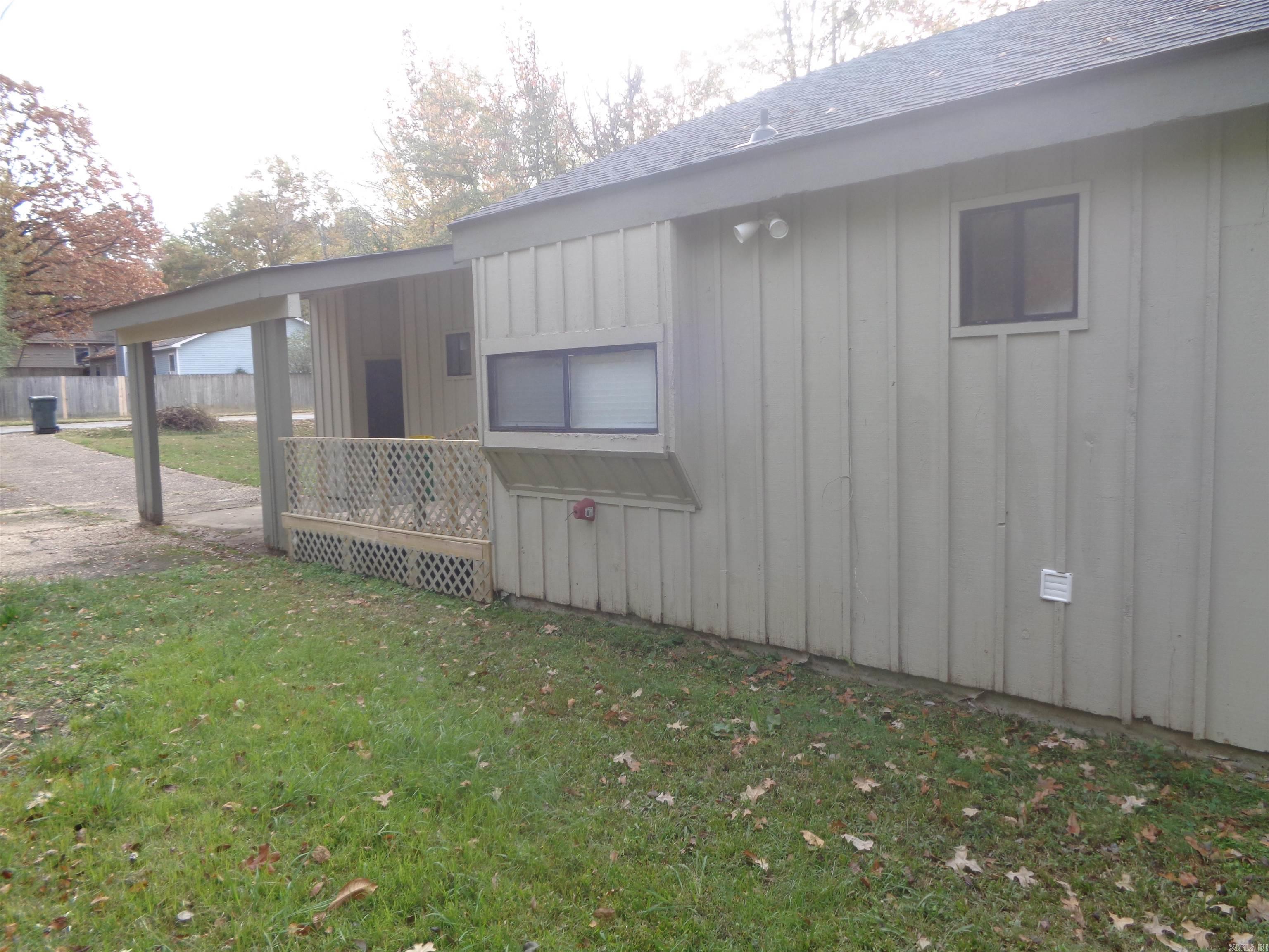 GIBRALTER HGTS - Residential Lease