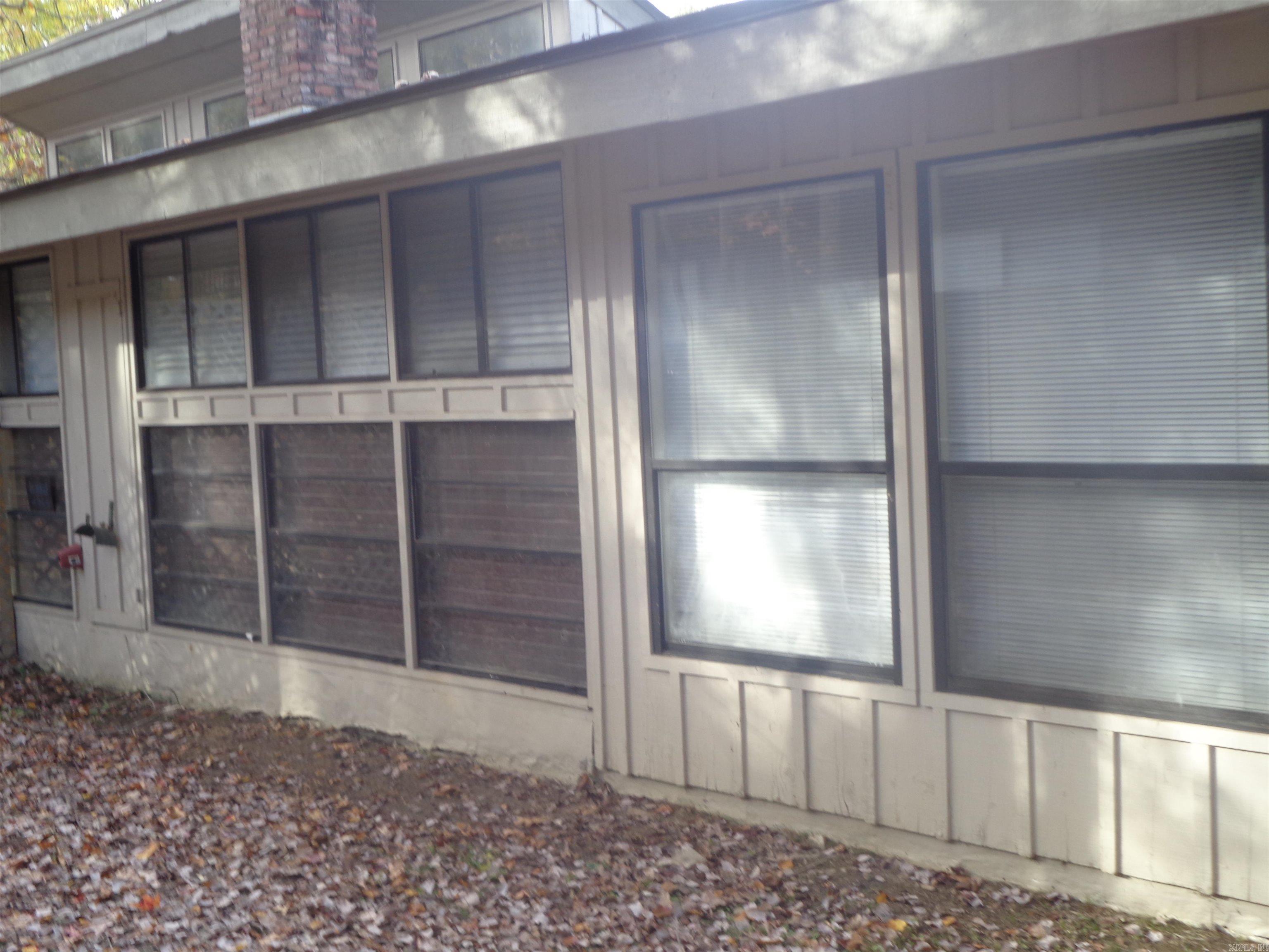 GIBRALTER HGTS - Residential Lease